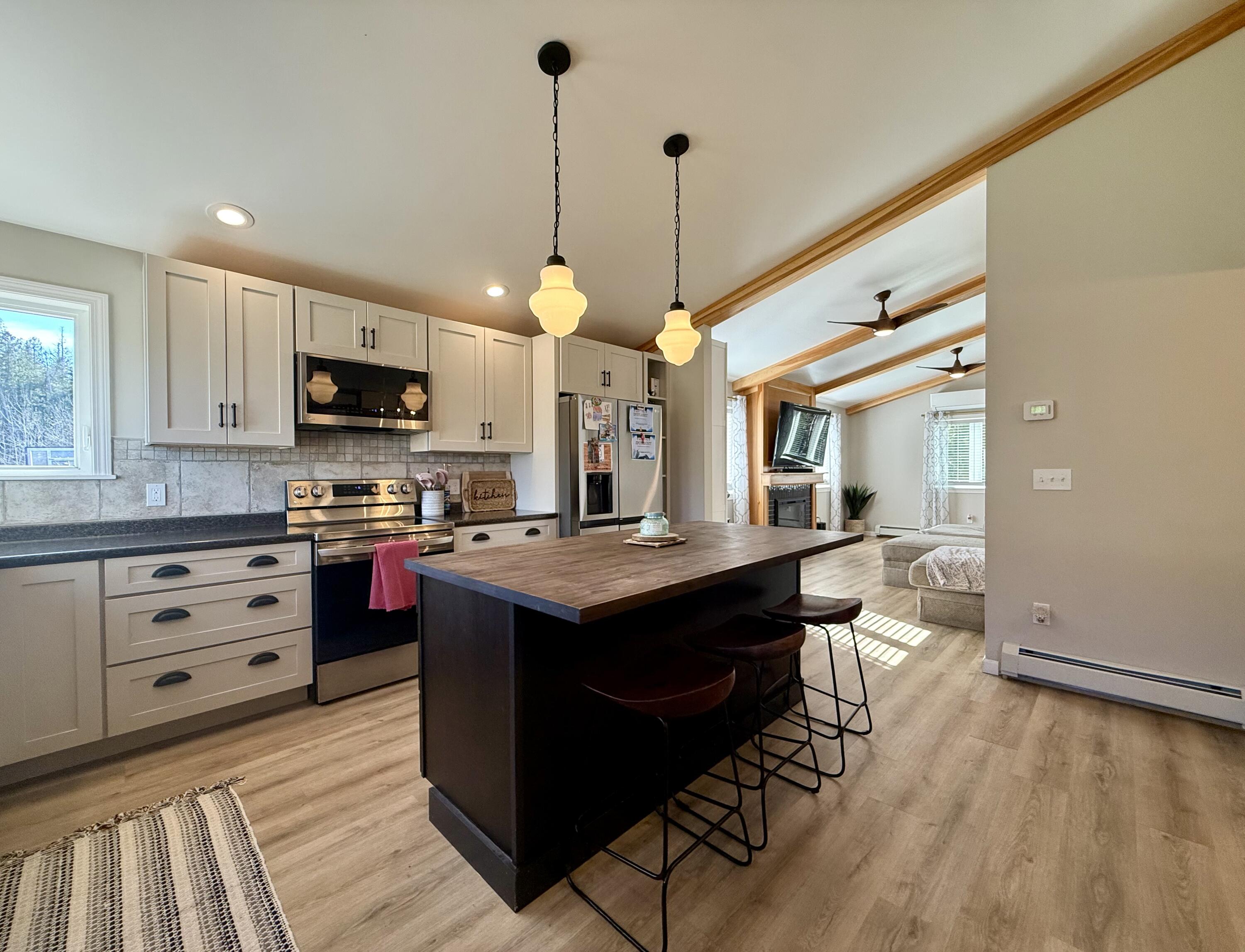 721 River Road Property Photo 15