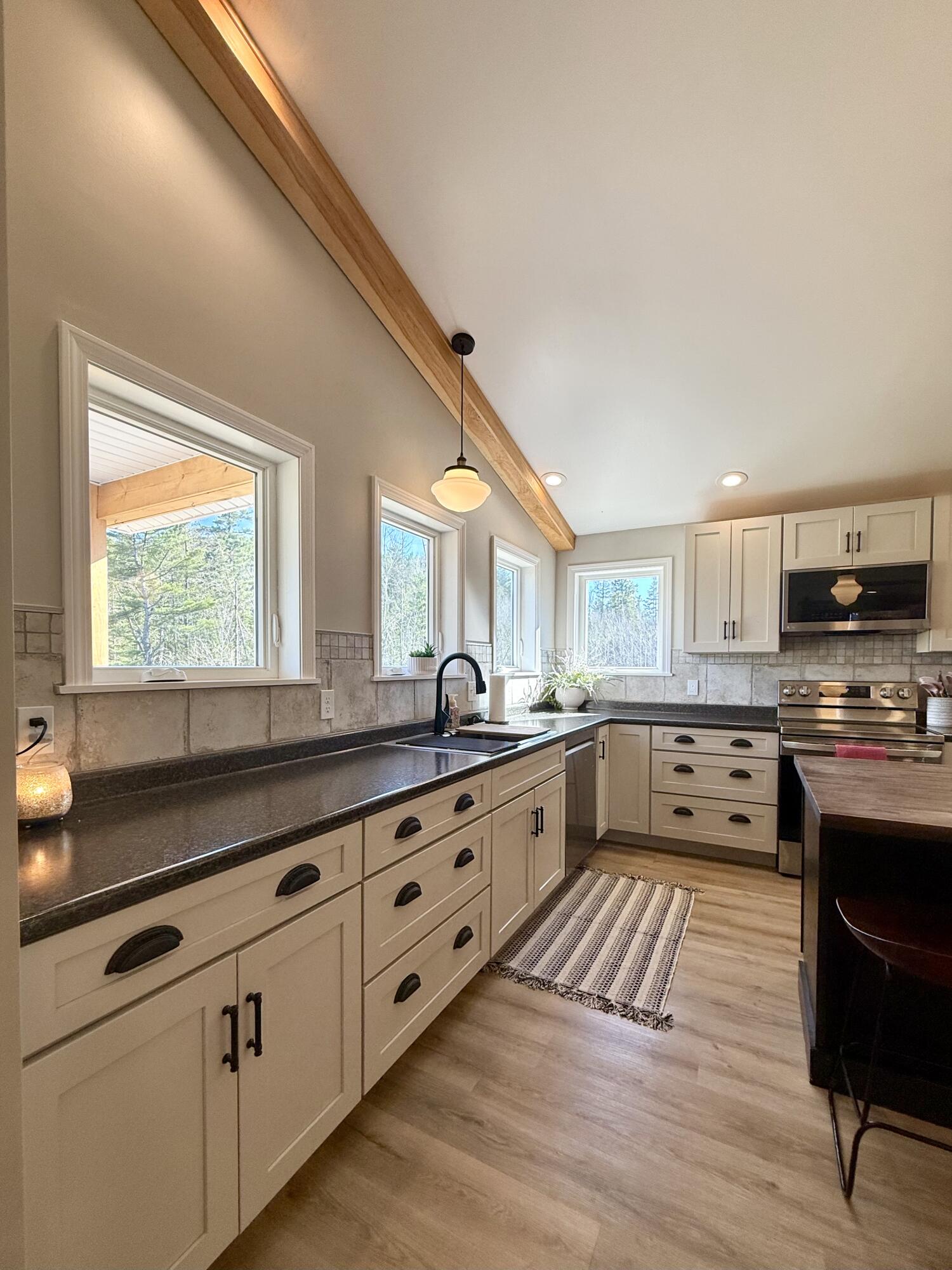 721 River Road Property Photo 18