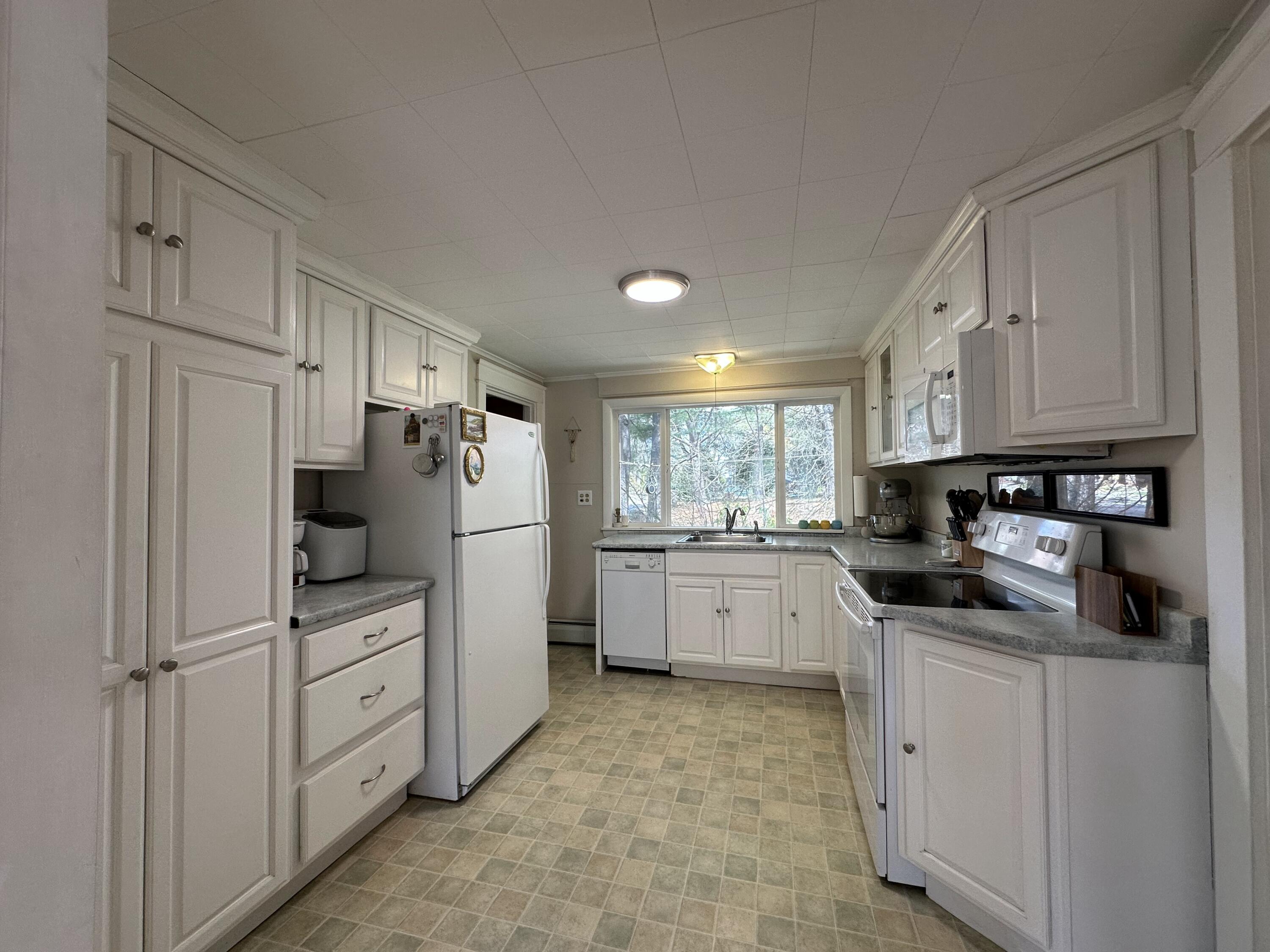 94 Western Promenade Property Photo 12