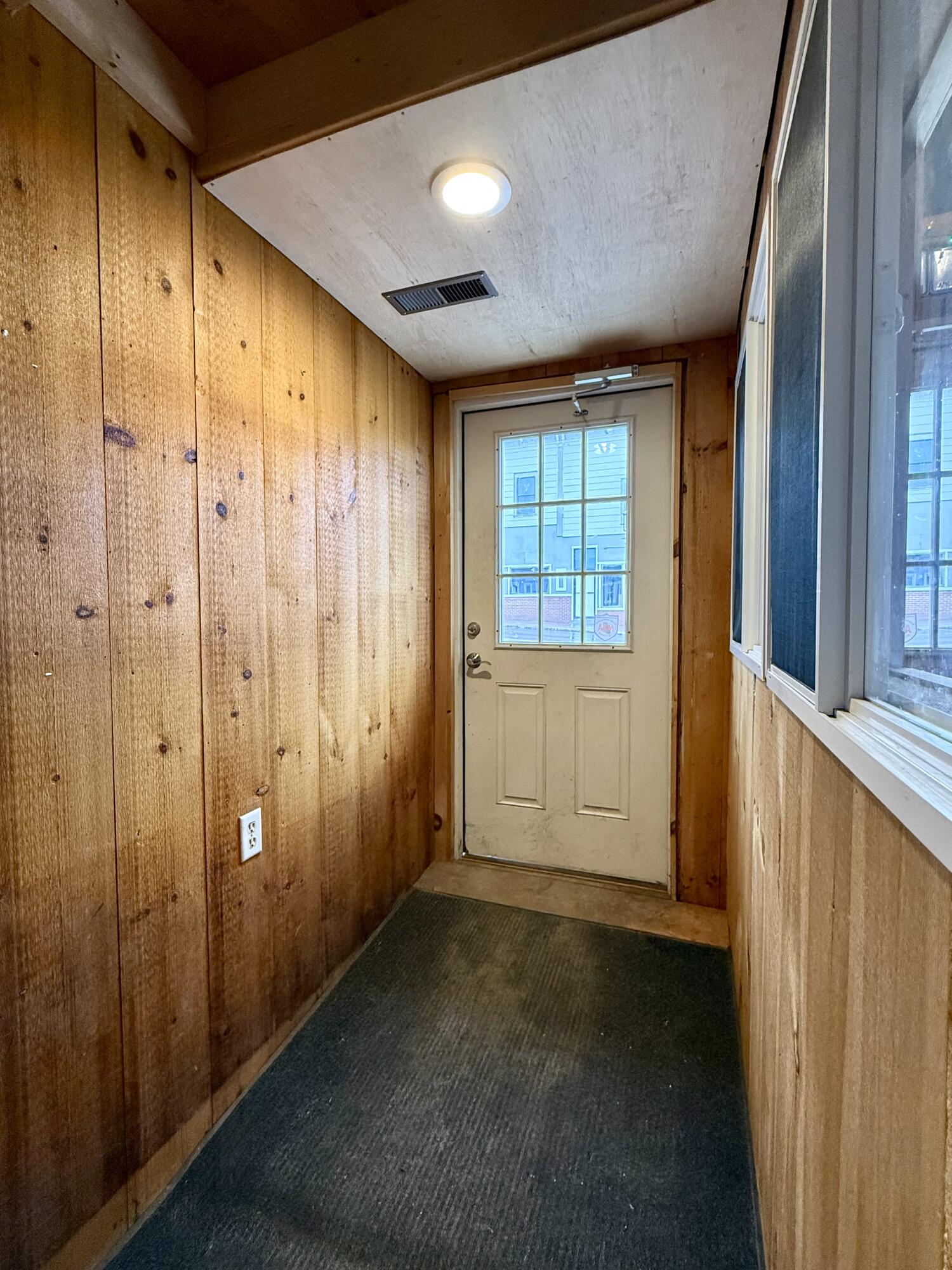 234 Main Street Property Photo 10