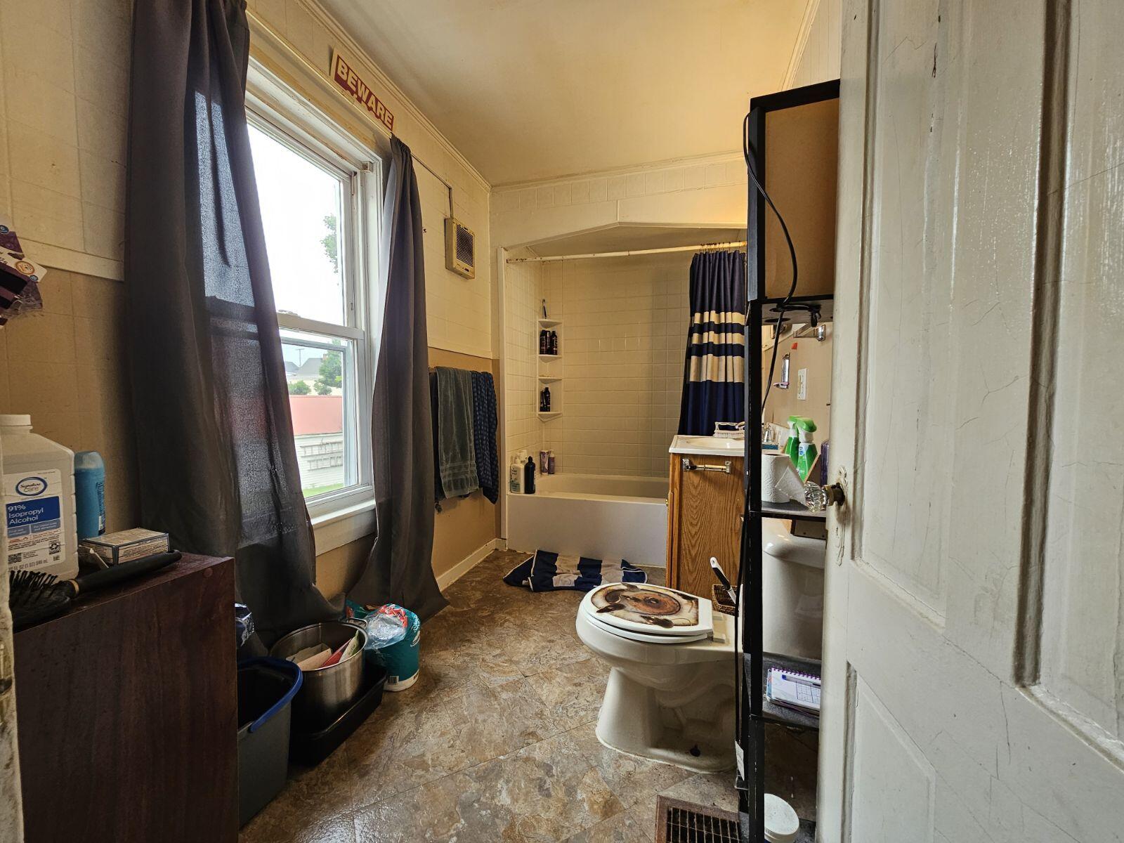 22 Thompson Street Property Photo 10