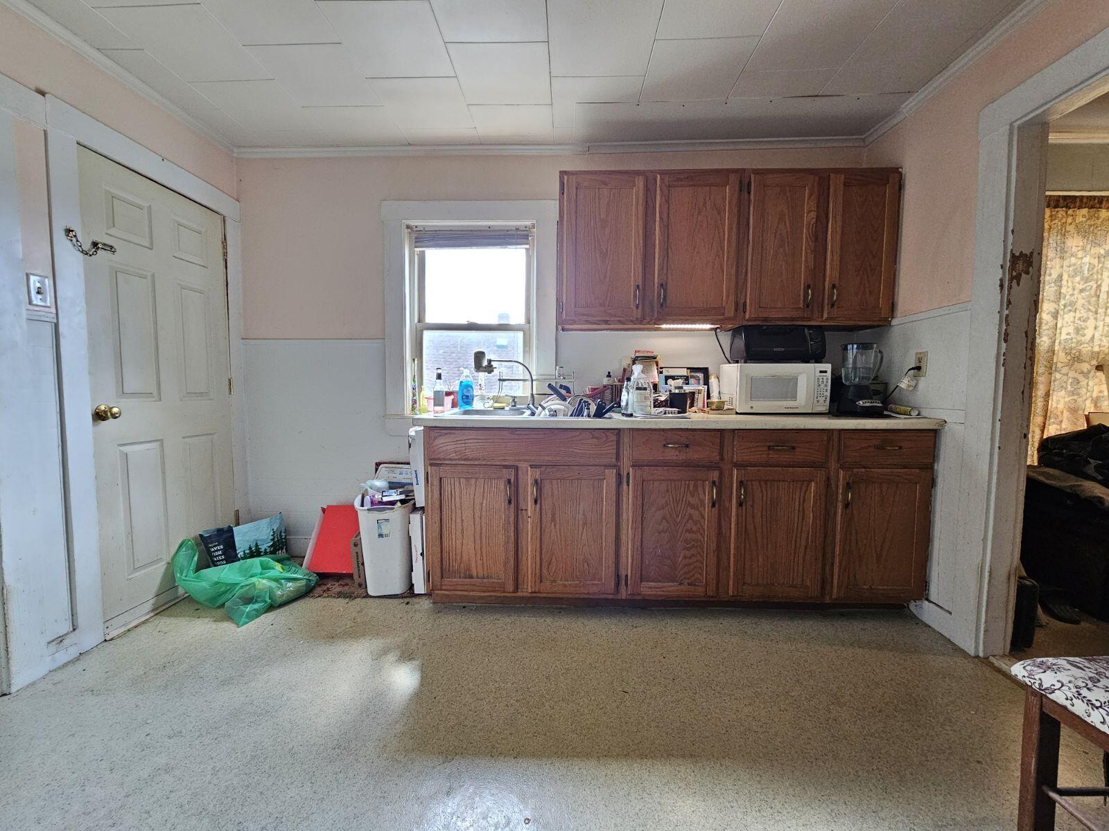 22 Thompson Street Property Photo 11