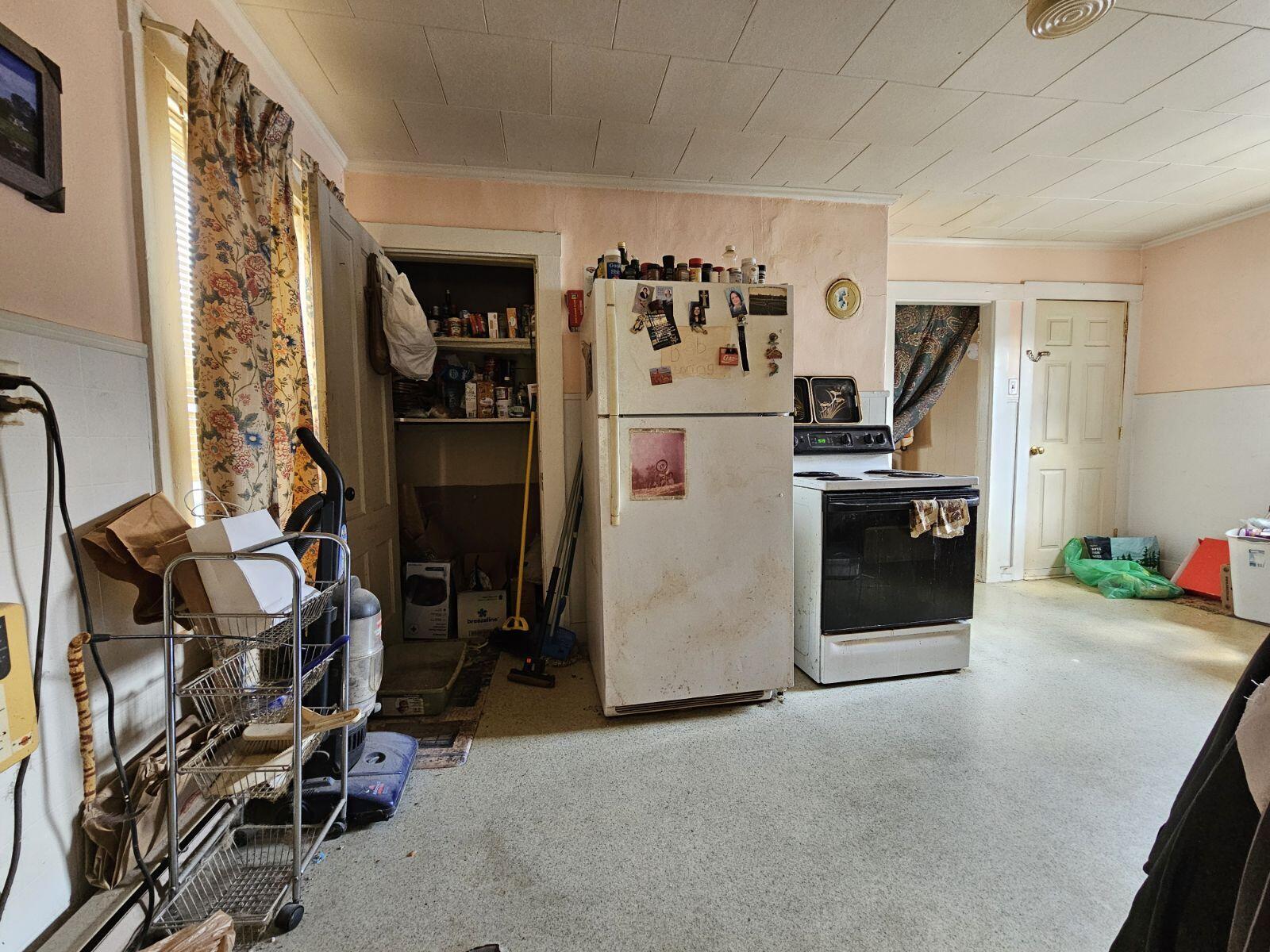22 Thompson Street Property Photo 12
