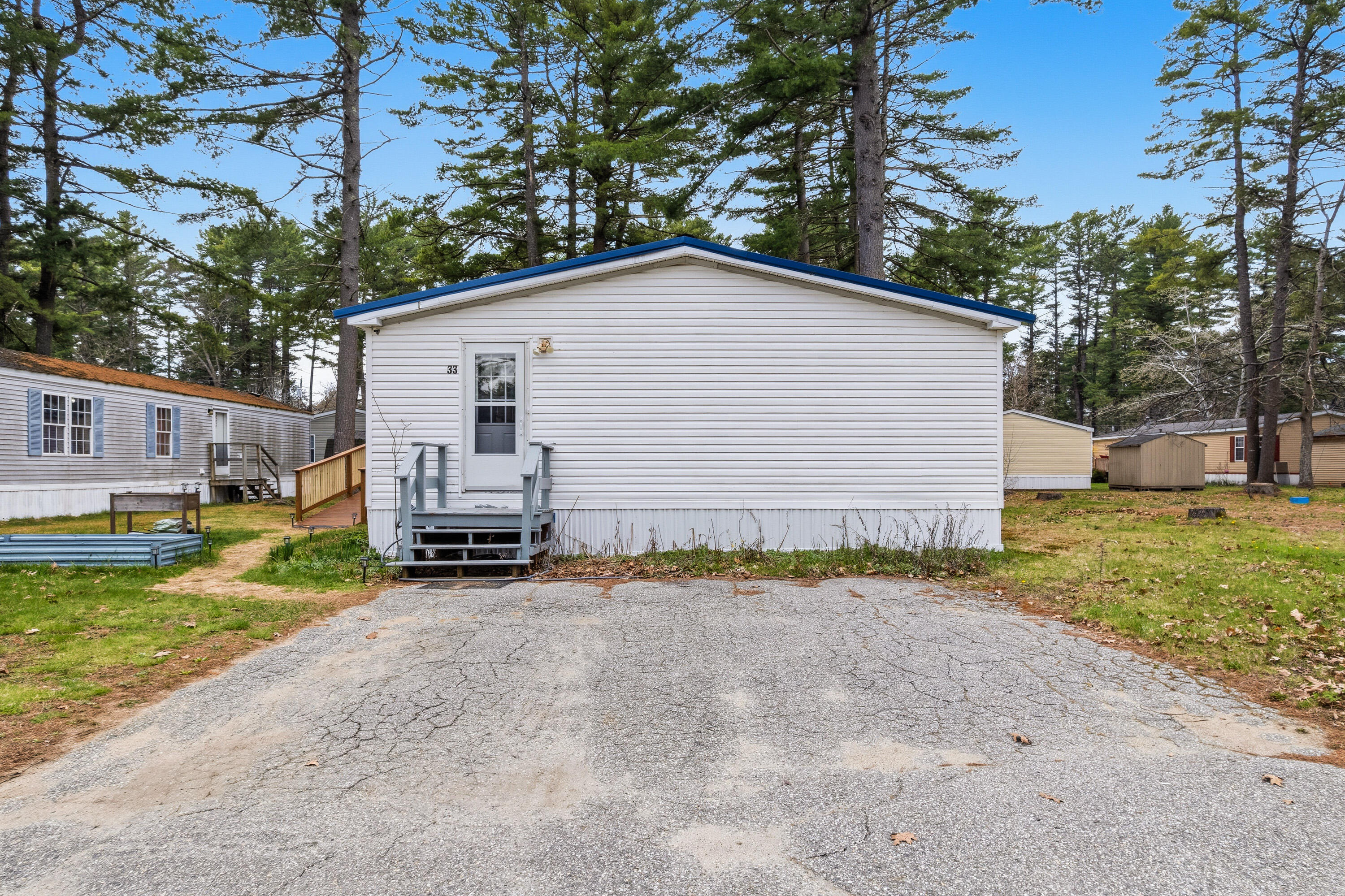33 Theodore Drive Property Photo 2