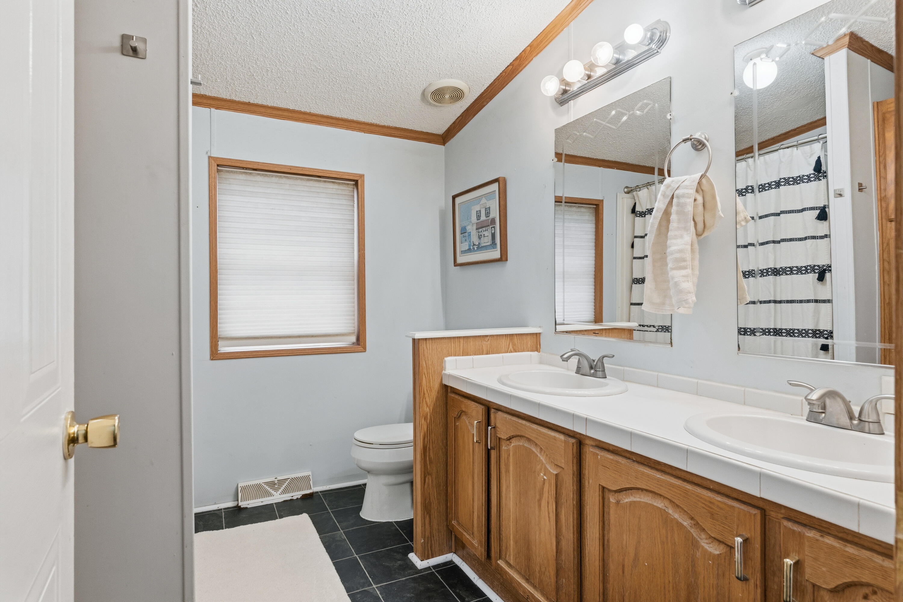 33 Theodore Drive Property Photo 12