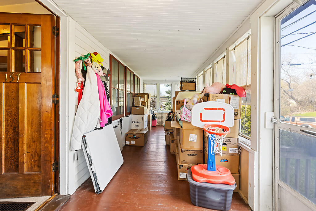 157 Riverside Drive Property Photo 17