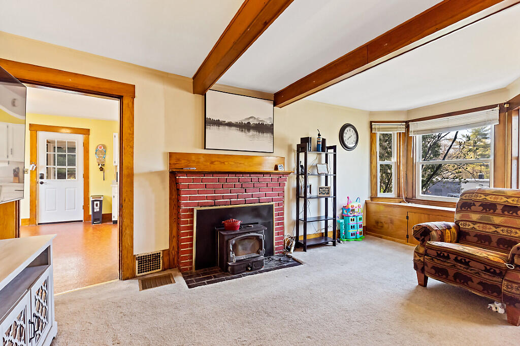 157 Riverside Drive Property Photo 21