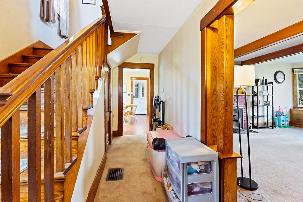 157 Riverside Drive Property Photo 23