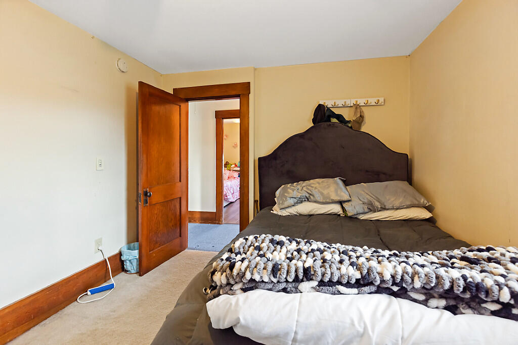 157 Riverside Drive Property Photo 26