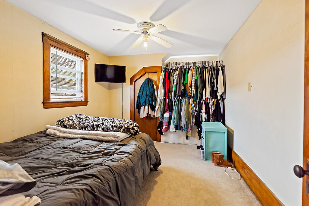 157 Riverside Drive Property Photo 27