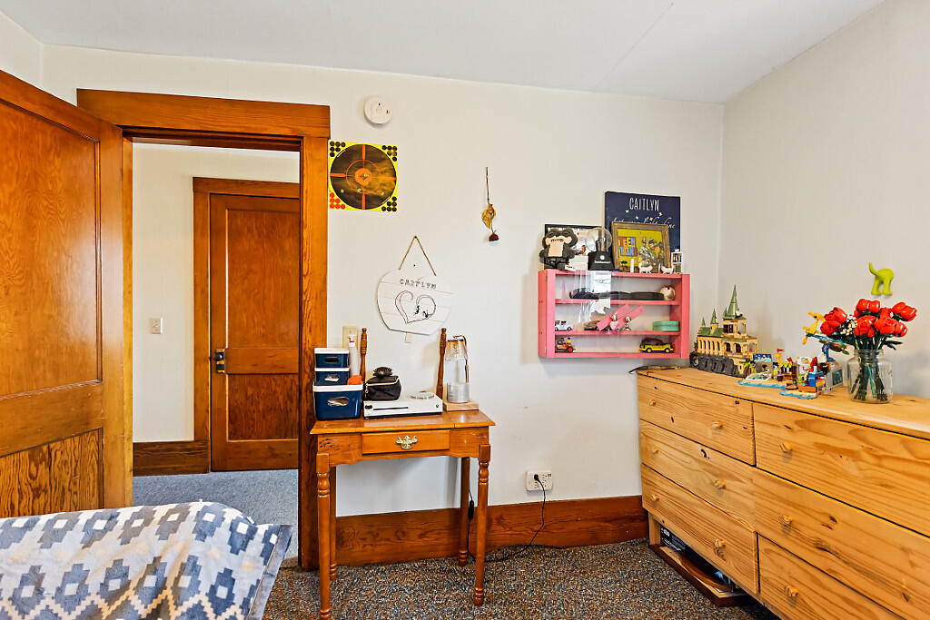 157 Riverside Drive Property Photo 35