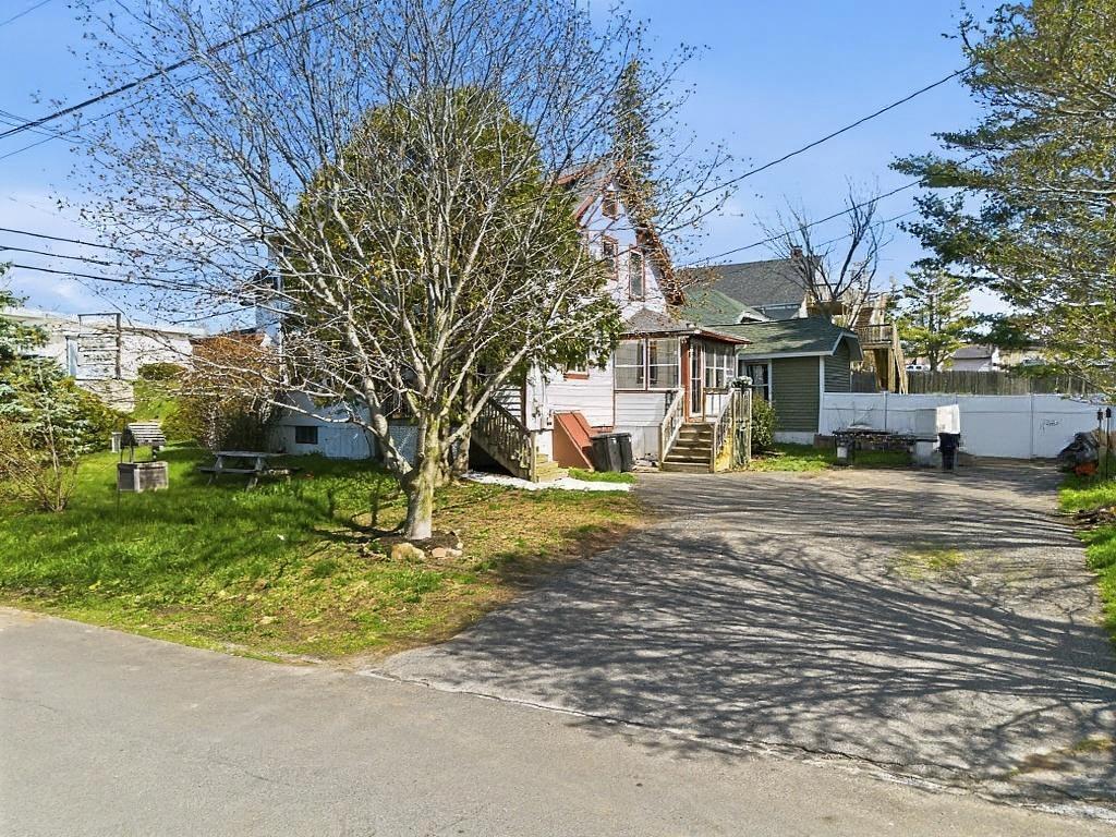 157 Riverside Drive Property Photo 57