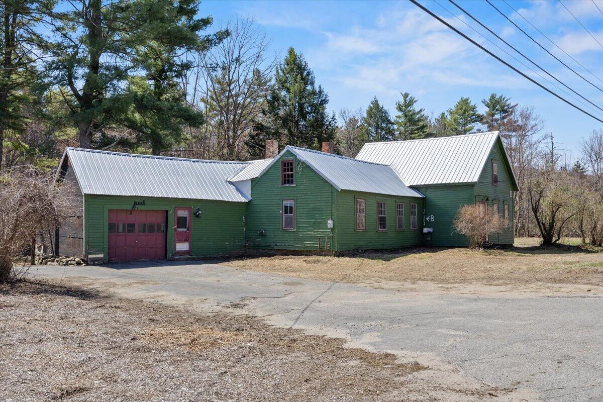 725 Water Street Property Photo 1
