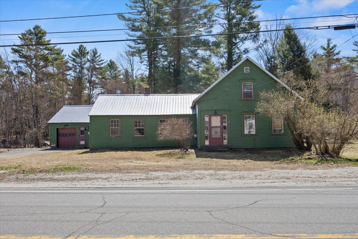 725 Water Street Property Photo 2