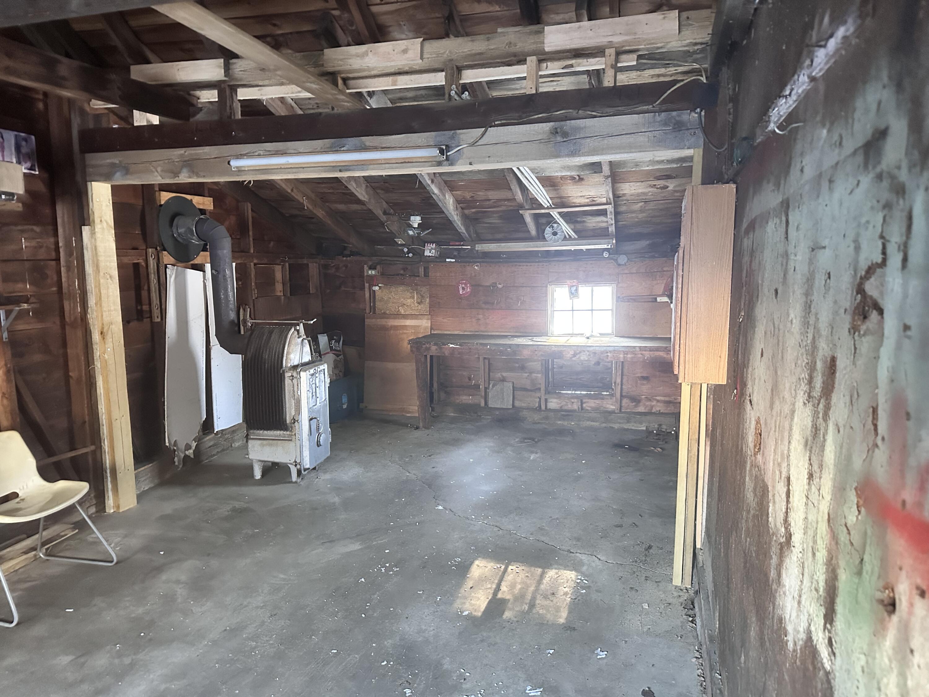 725 Water Street Property Photo 10