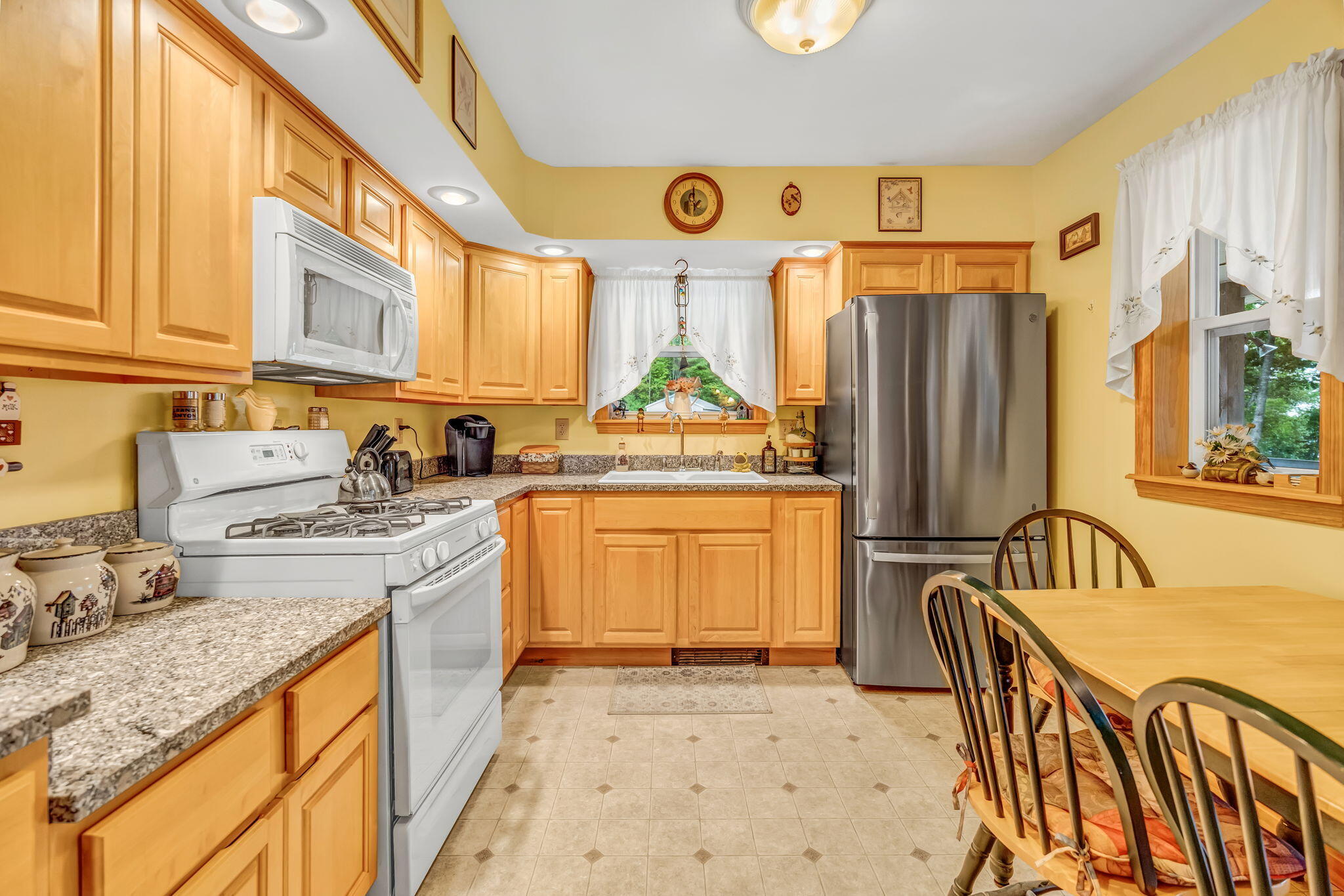 19 & 23 Skyhawk Way Property Photo 15