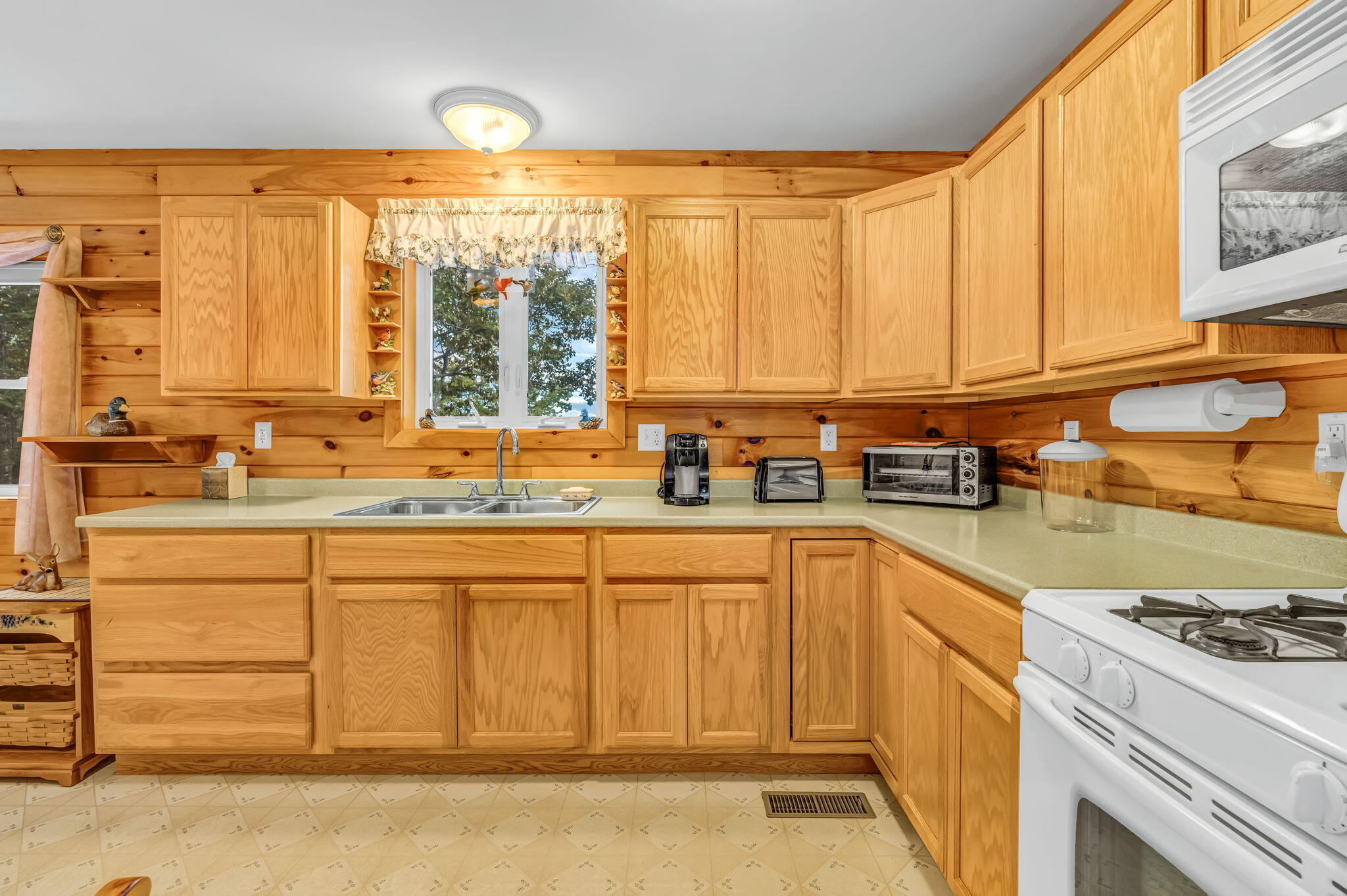 19 & 23 Skyhawk Way Property Photo 41