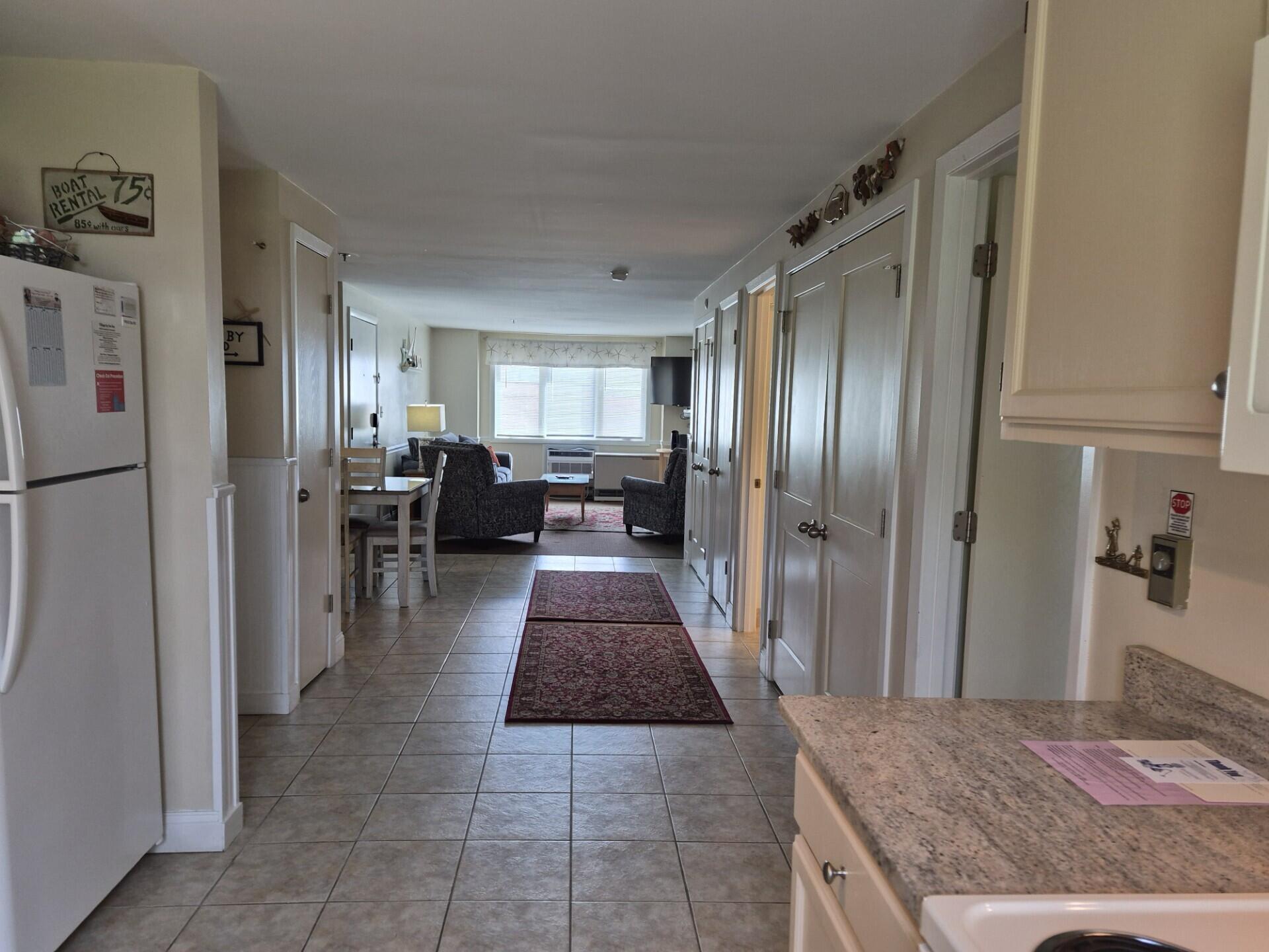 1373 Post Road 8d Property Photo 4