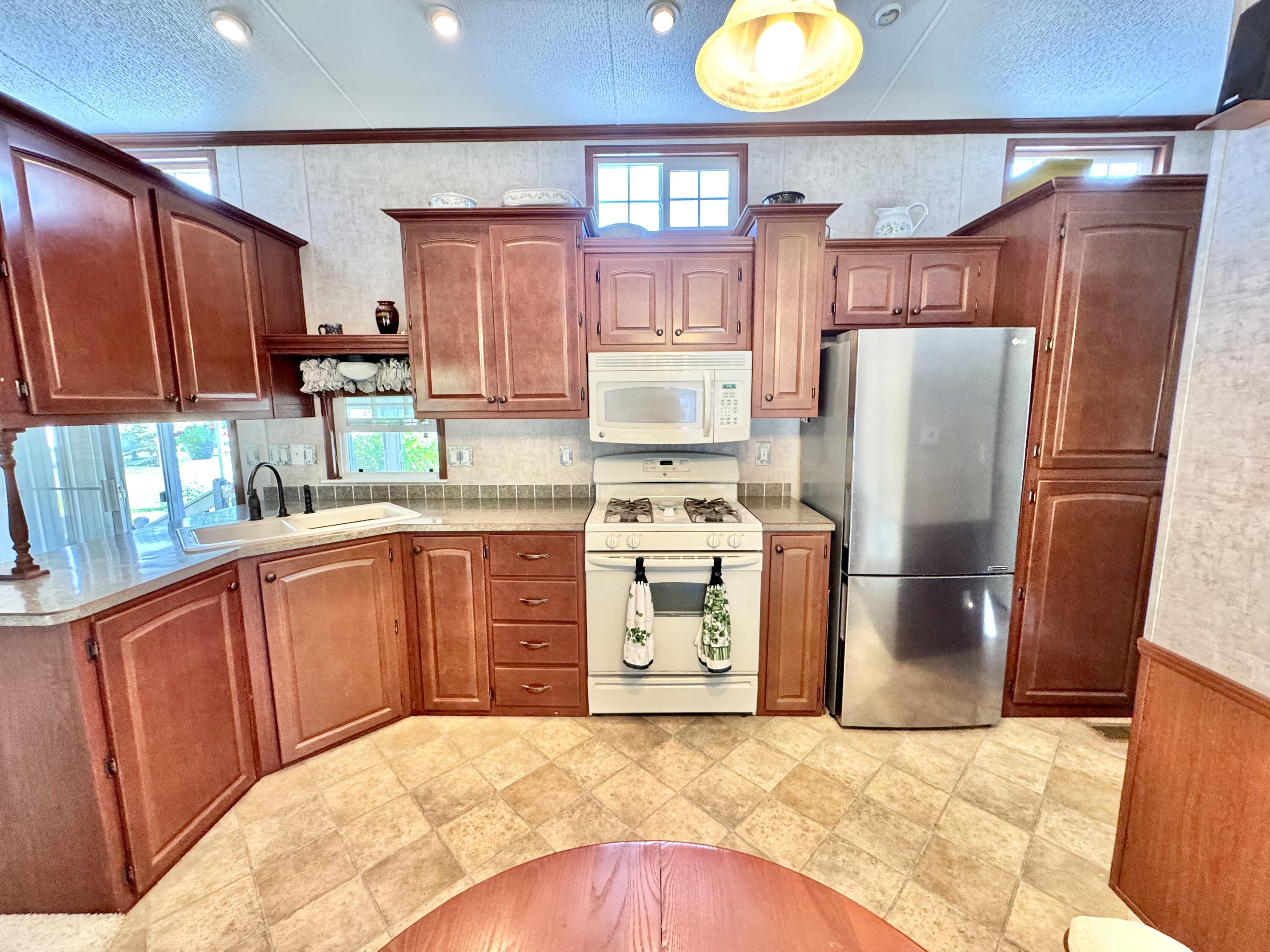 430 Post Road 277 Property Photo 18