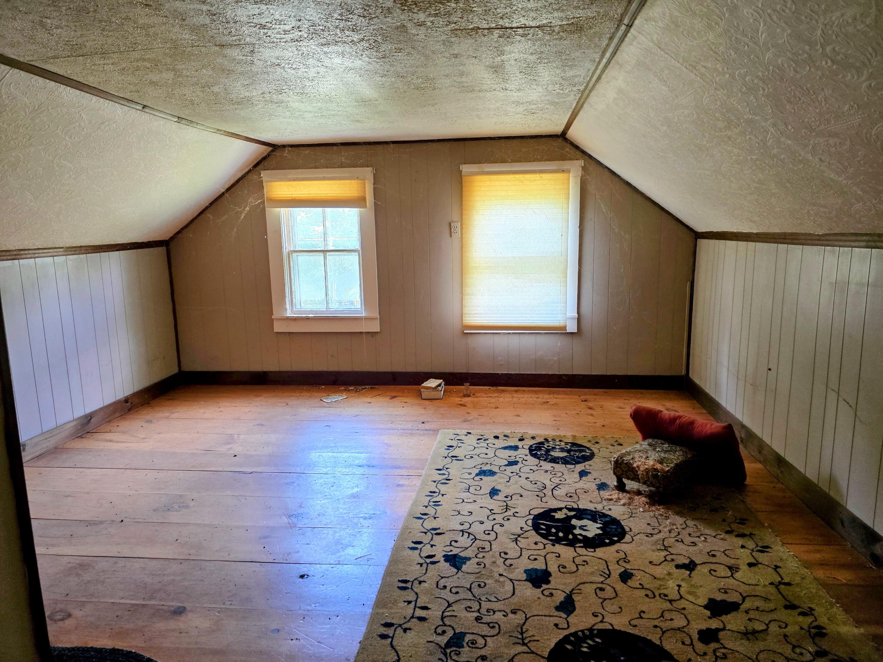 705 Plains Road Property Photo 18