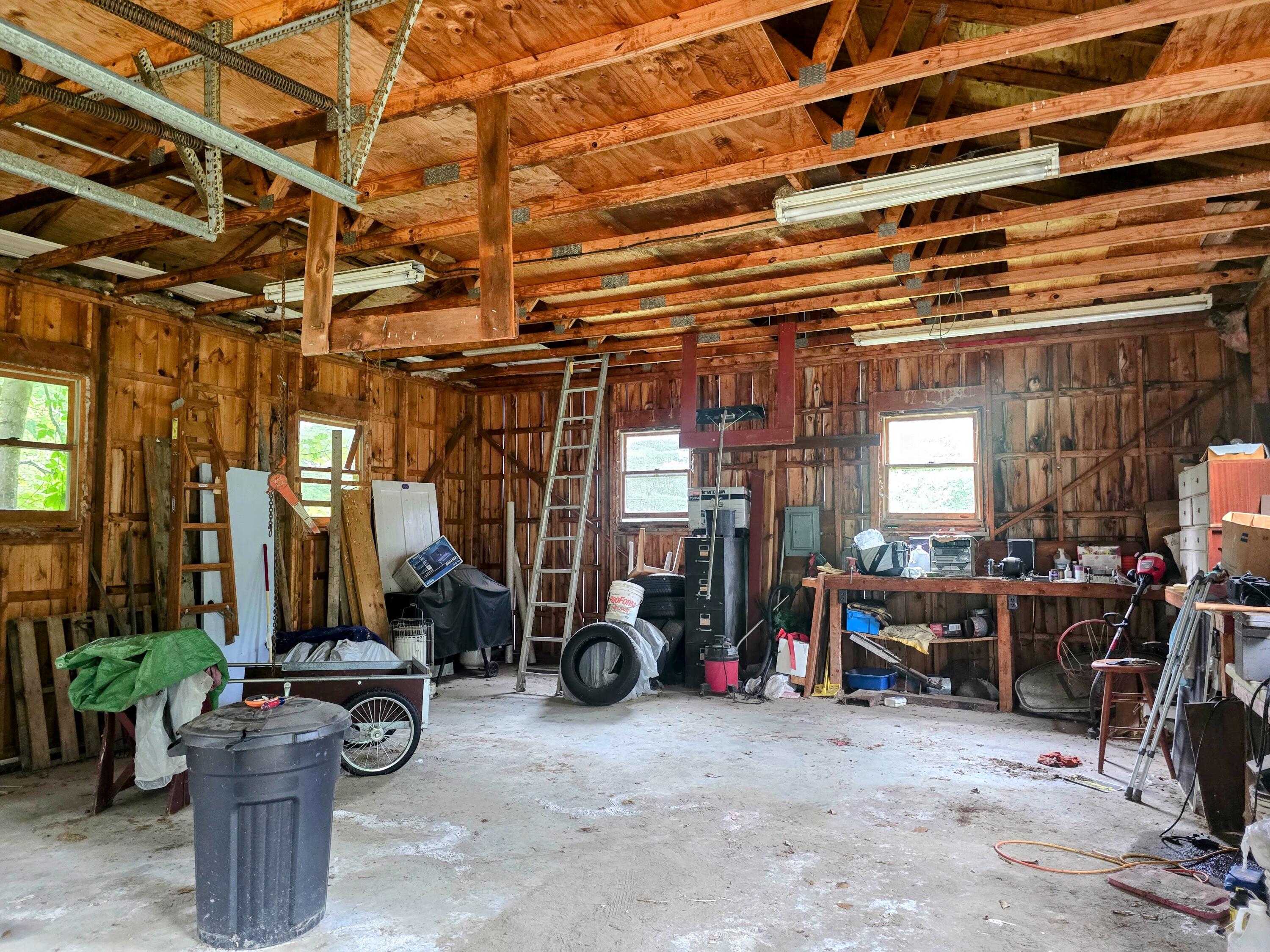 705 Plains Road Property Photo 23