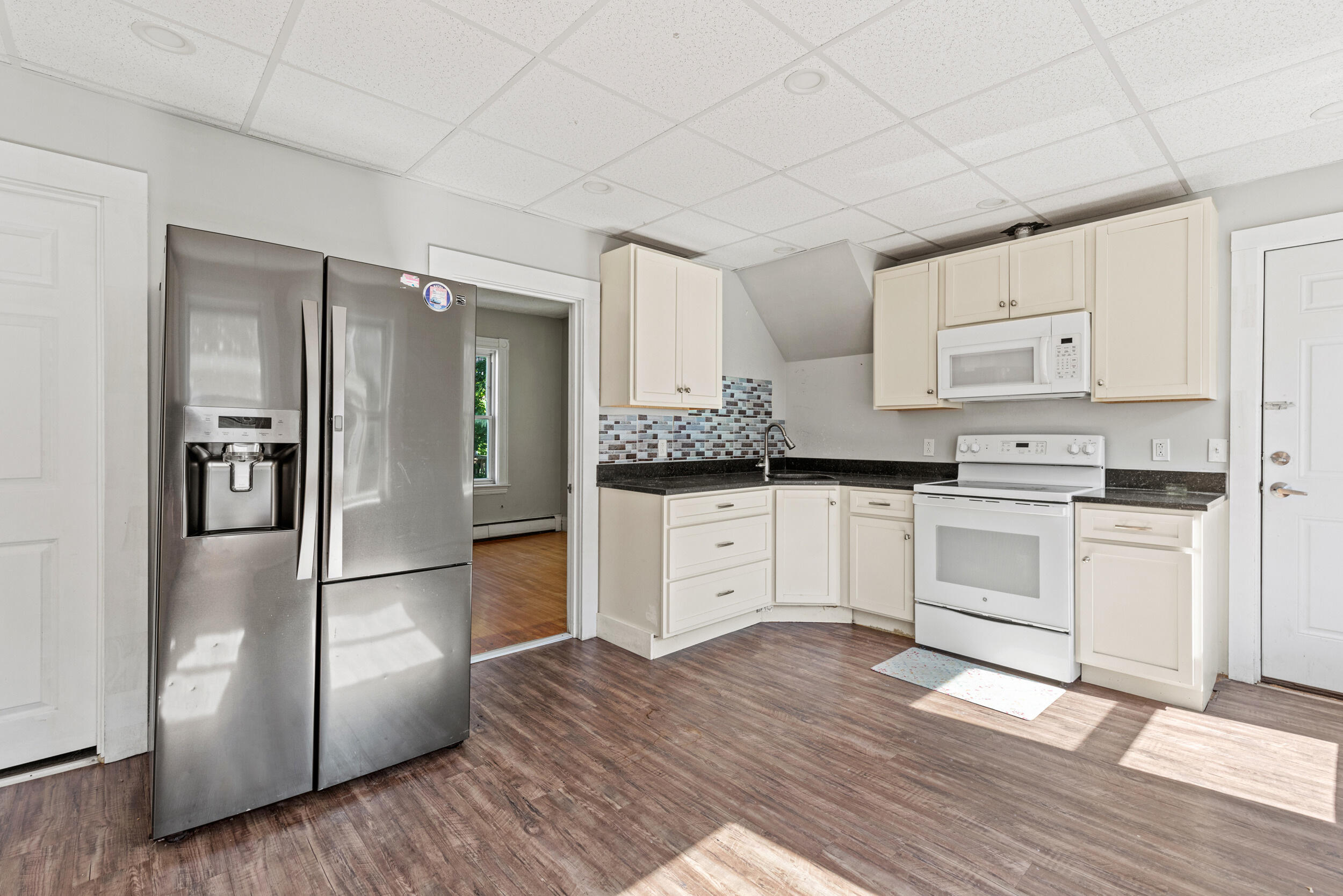 174 Bartlett Street Property Photo 3