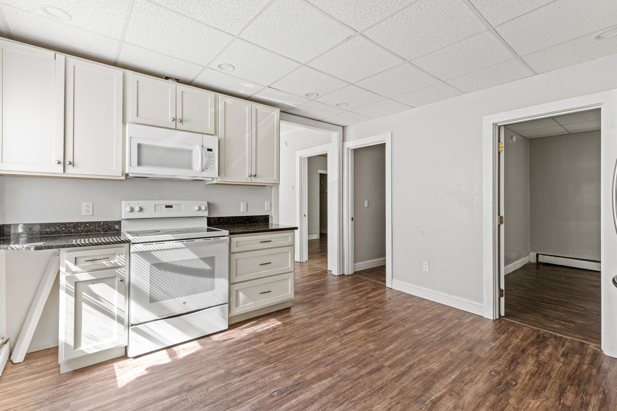 174 Bartlett Street Property Photo 41