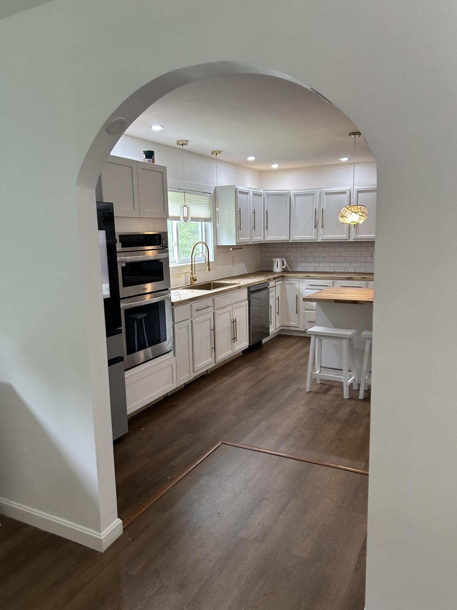 10 Old Orchard Road Property Photo 16