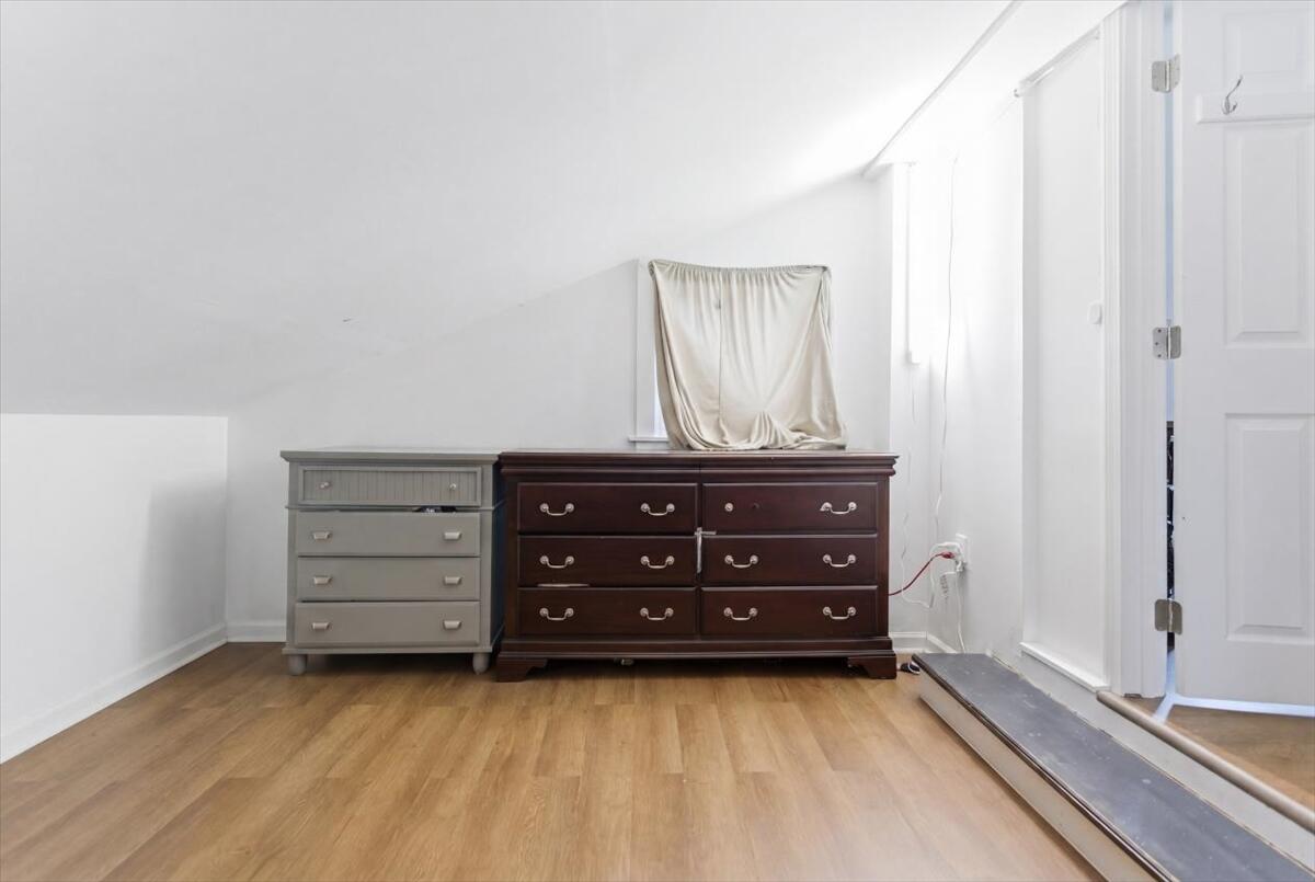 10 Old Orchard Road Property Photo 33