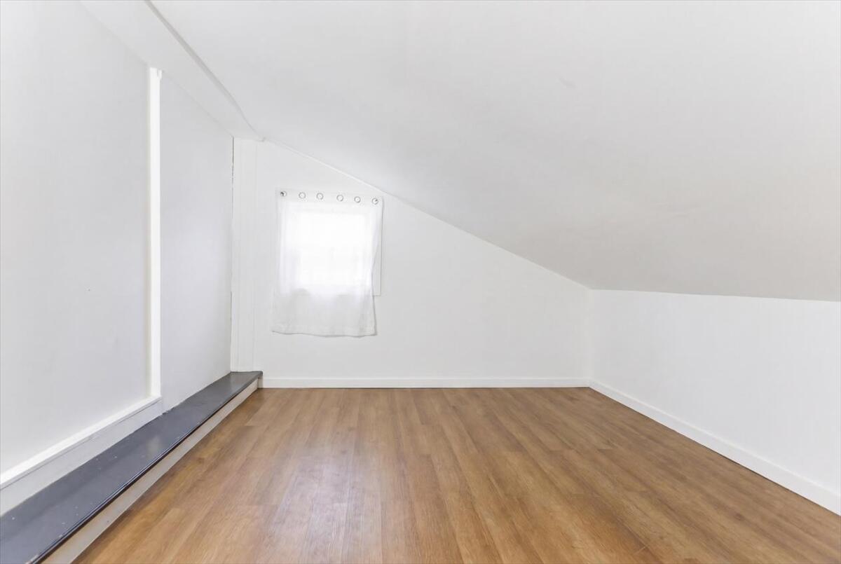 10 Old Orchard Road Property Photo 34