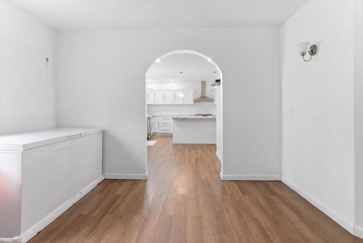 10 Old Orchard Road Property Photo 35