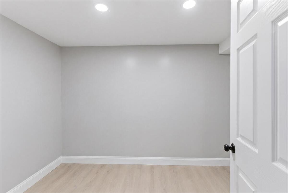 10 Old Orchard Road Property Photo 43