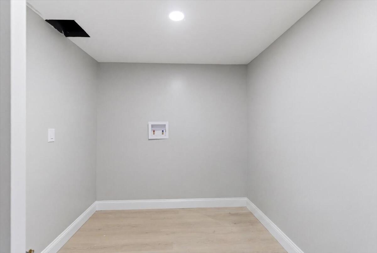 10 Old Orchard Road Property Photo 45