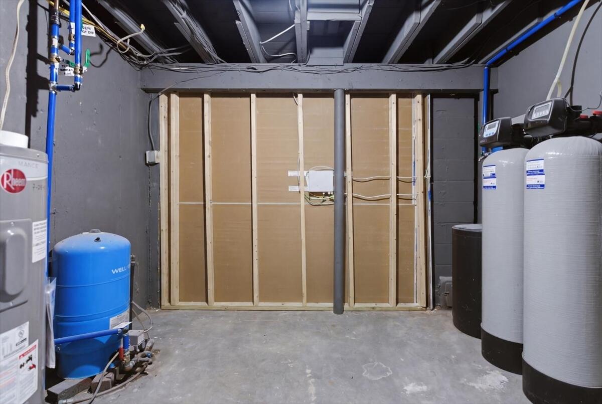 10 Old Orchard Road Property Photo 48