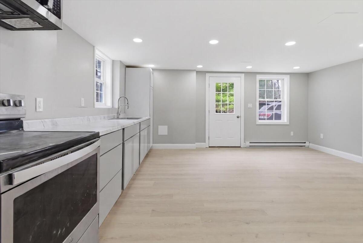 10 Old Orchard Road Property Photo 64