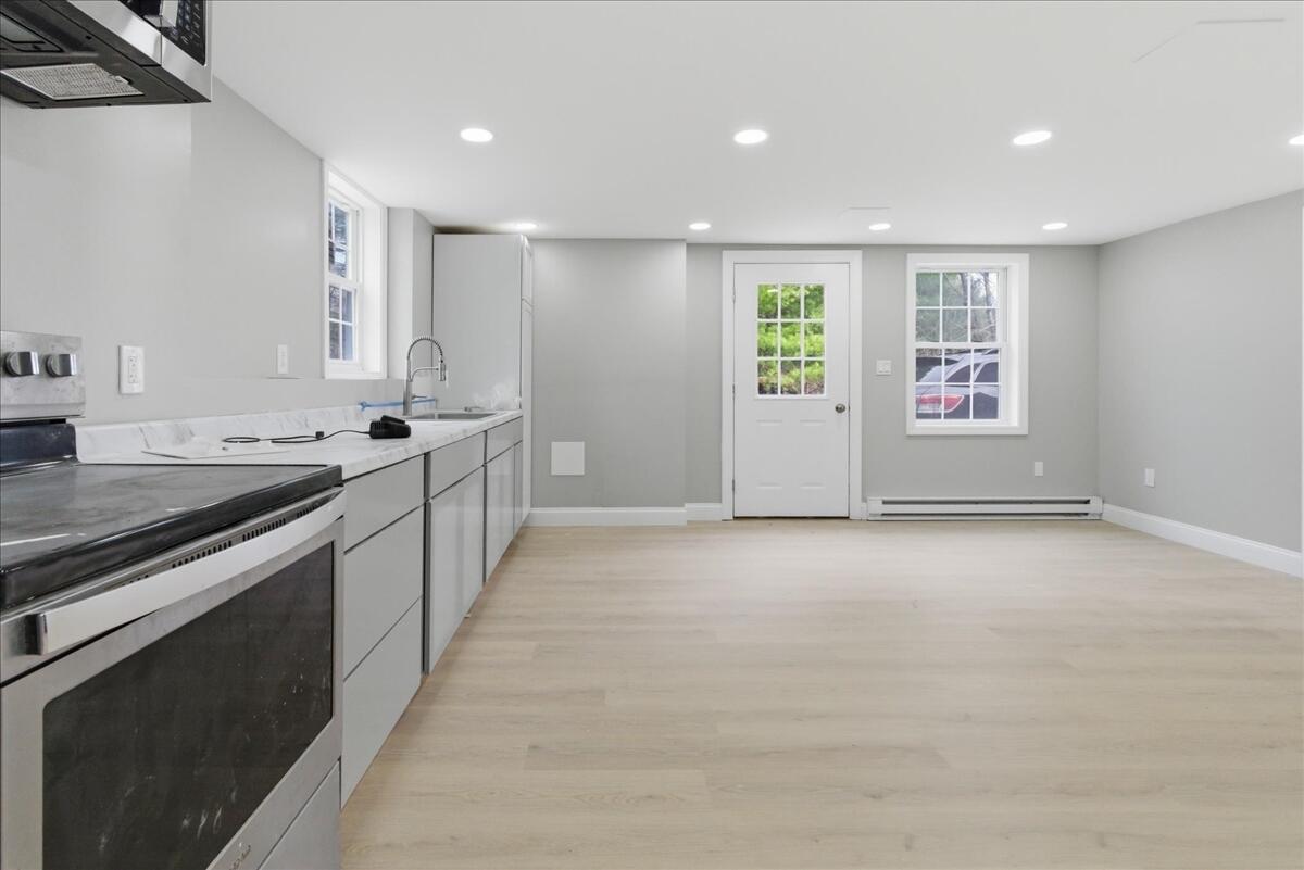 10 Old Orchard Road Property Photo 65