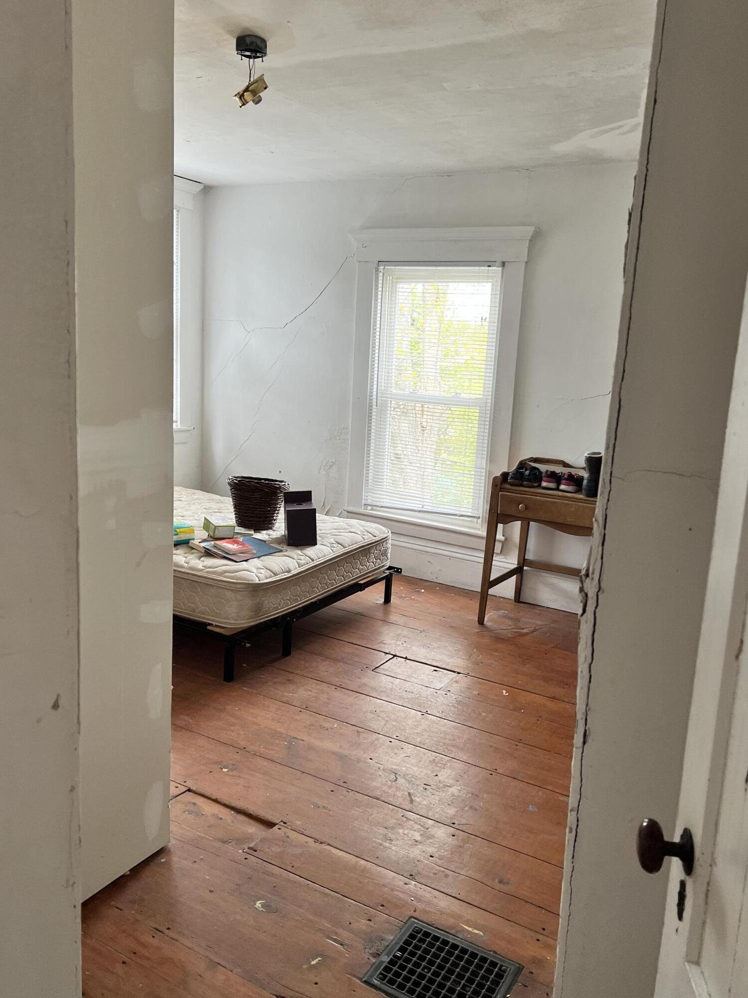 5 High Street Property Photo 14