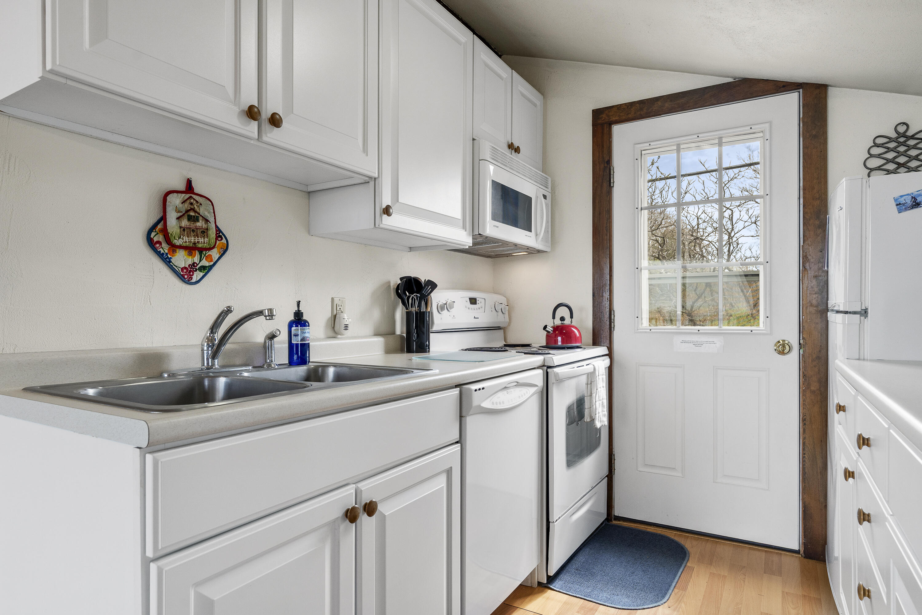 11 Edal Heights Property Photo 66