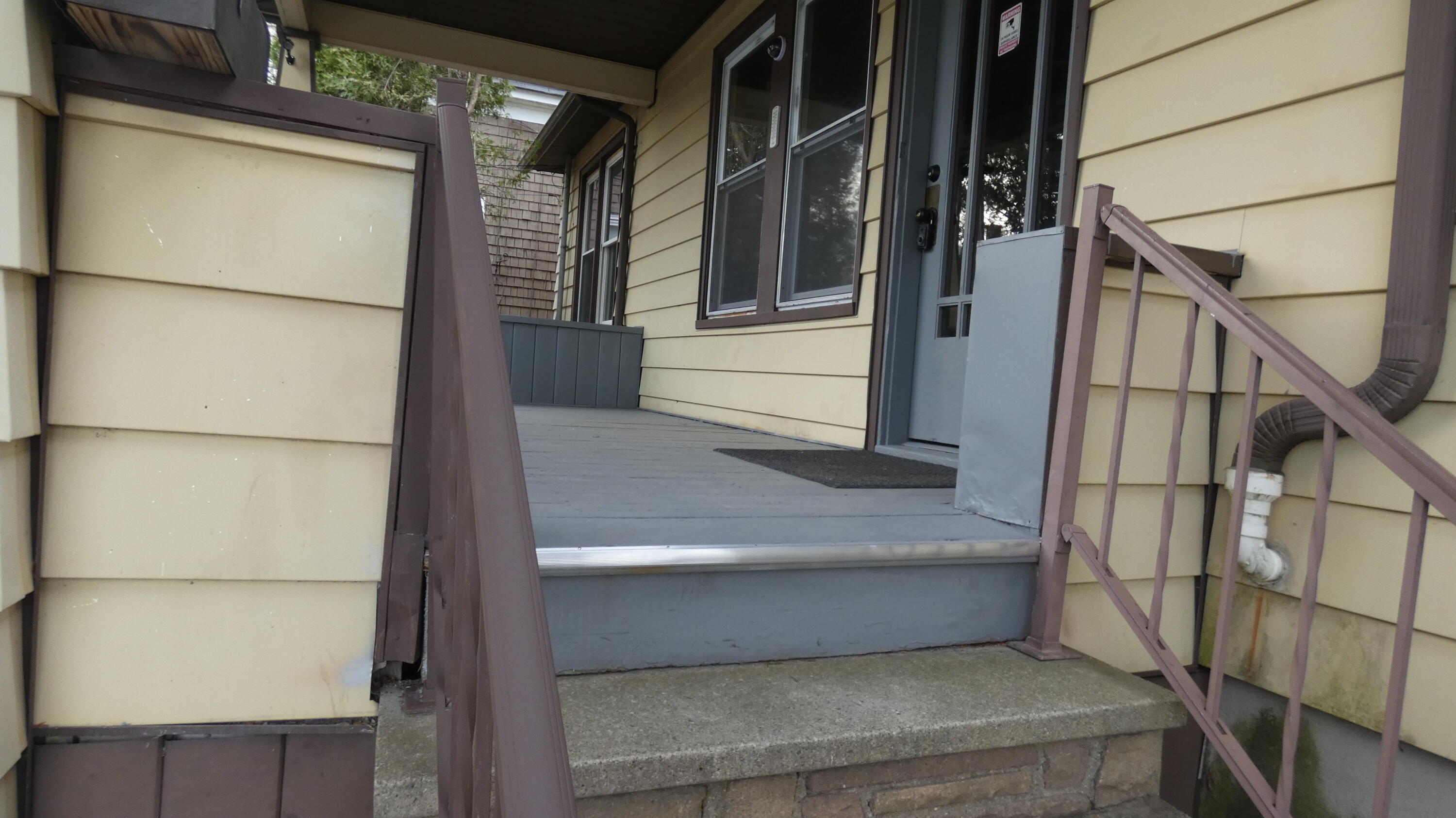 53 River Street Property Photo 9