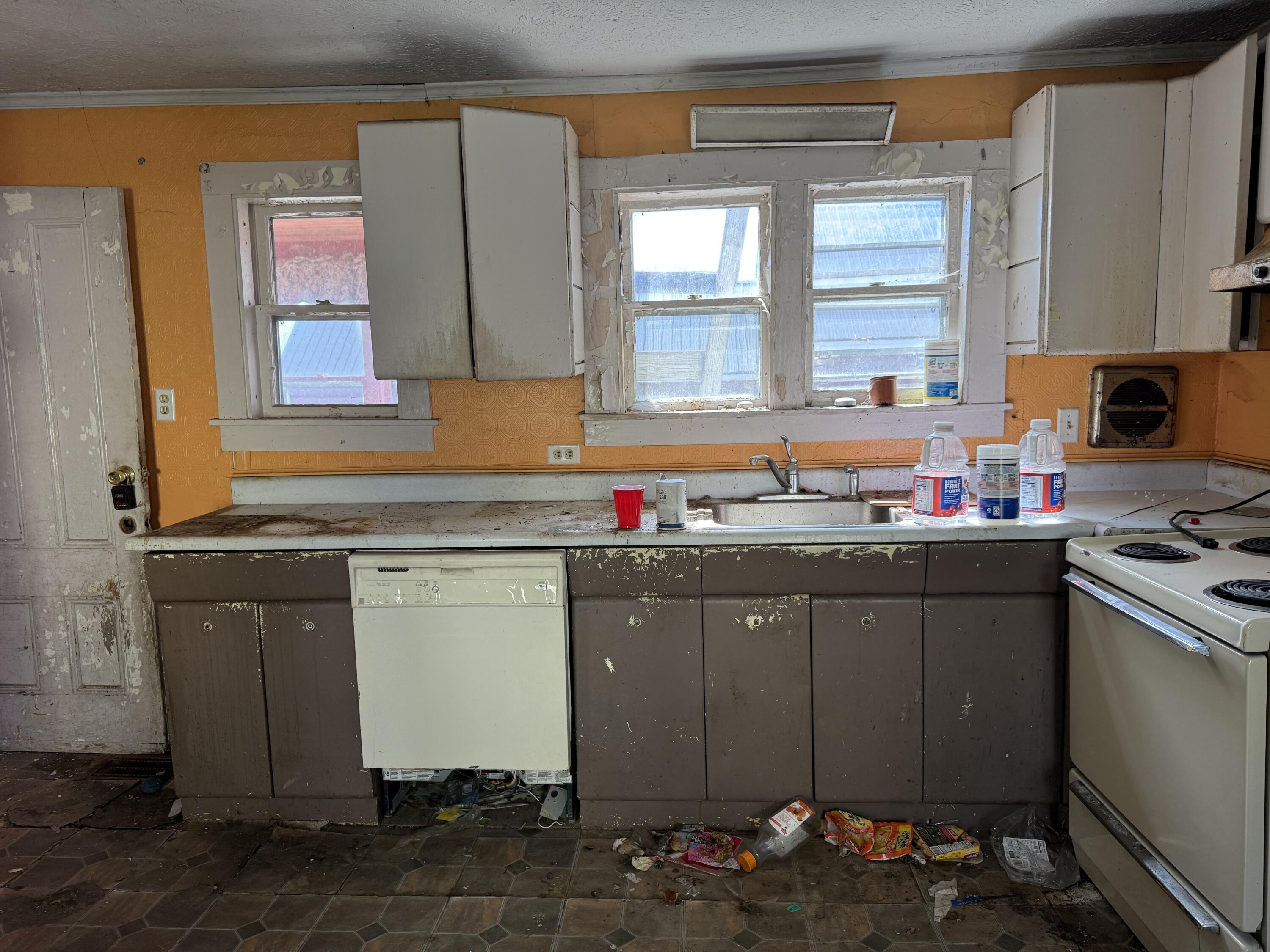 48 Fremont Street Property Photo 29