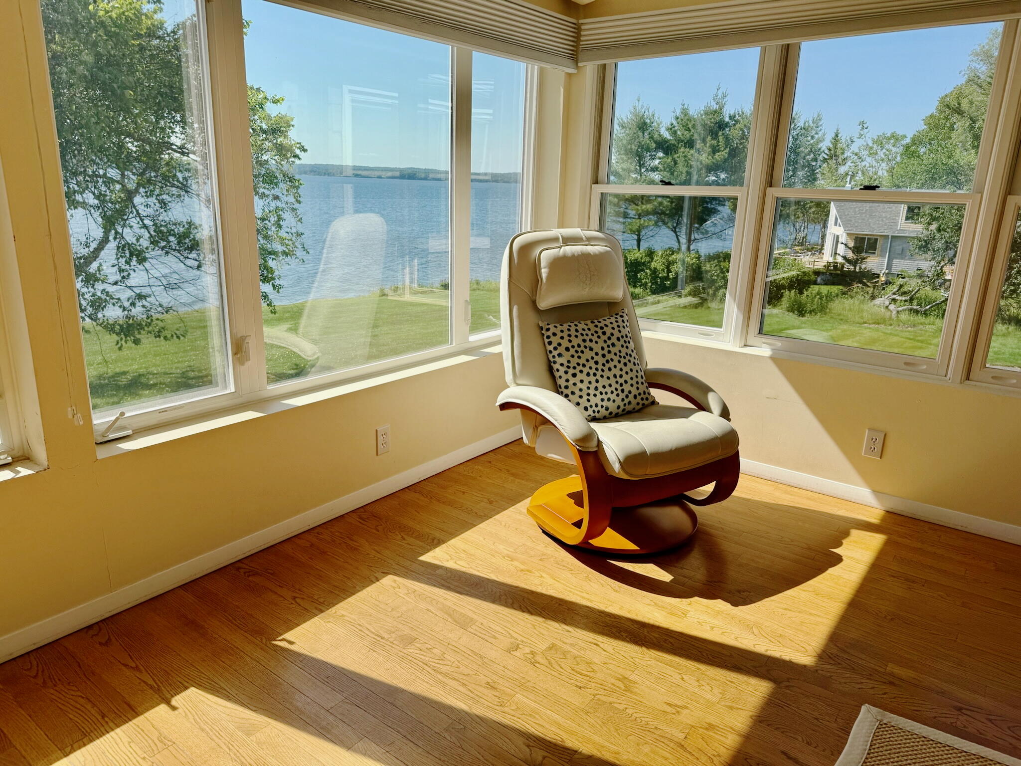 48 Sheltons Road Property Photo 15