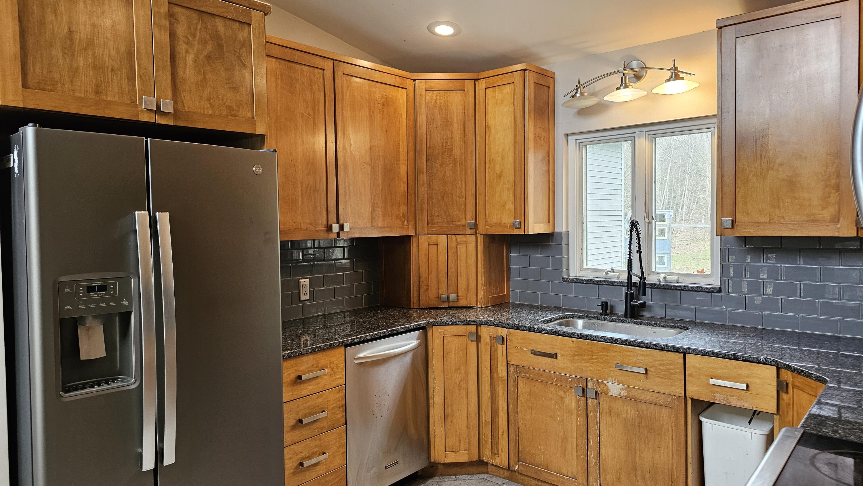 202 Stream Road Property Photo 6