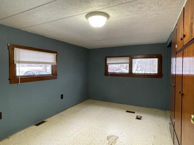 110 Mountain Street Property Photo 5