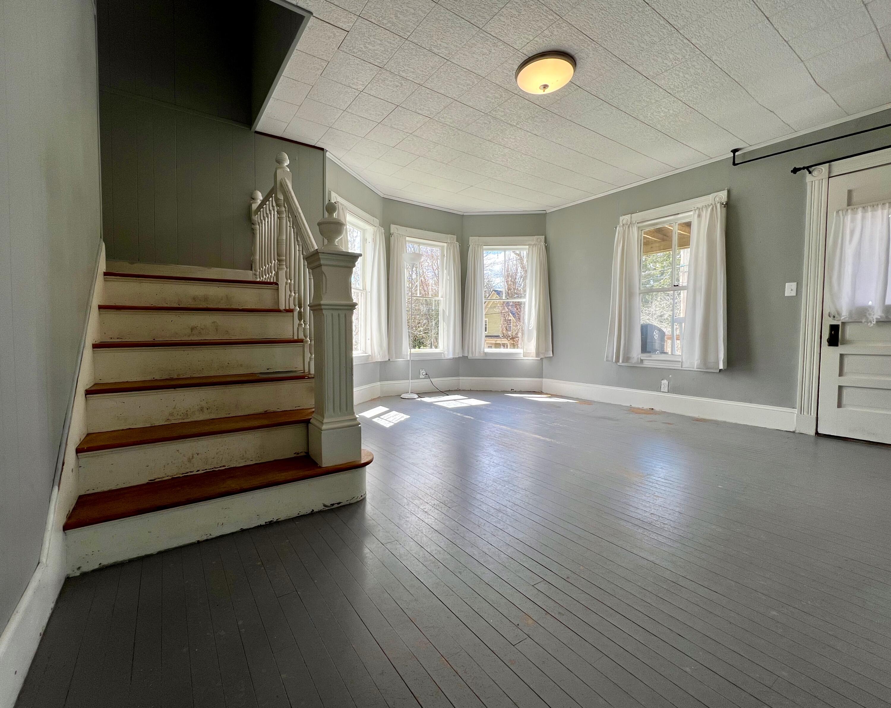 25 Elm Street Property Photo 22