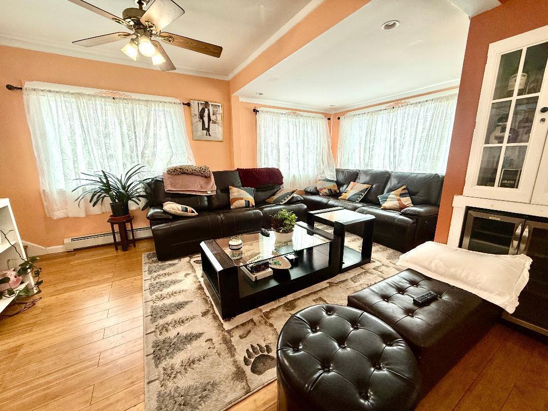 1041 Ocean Avenue Property Photo 8