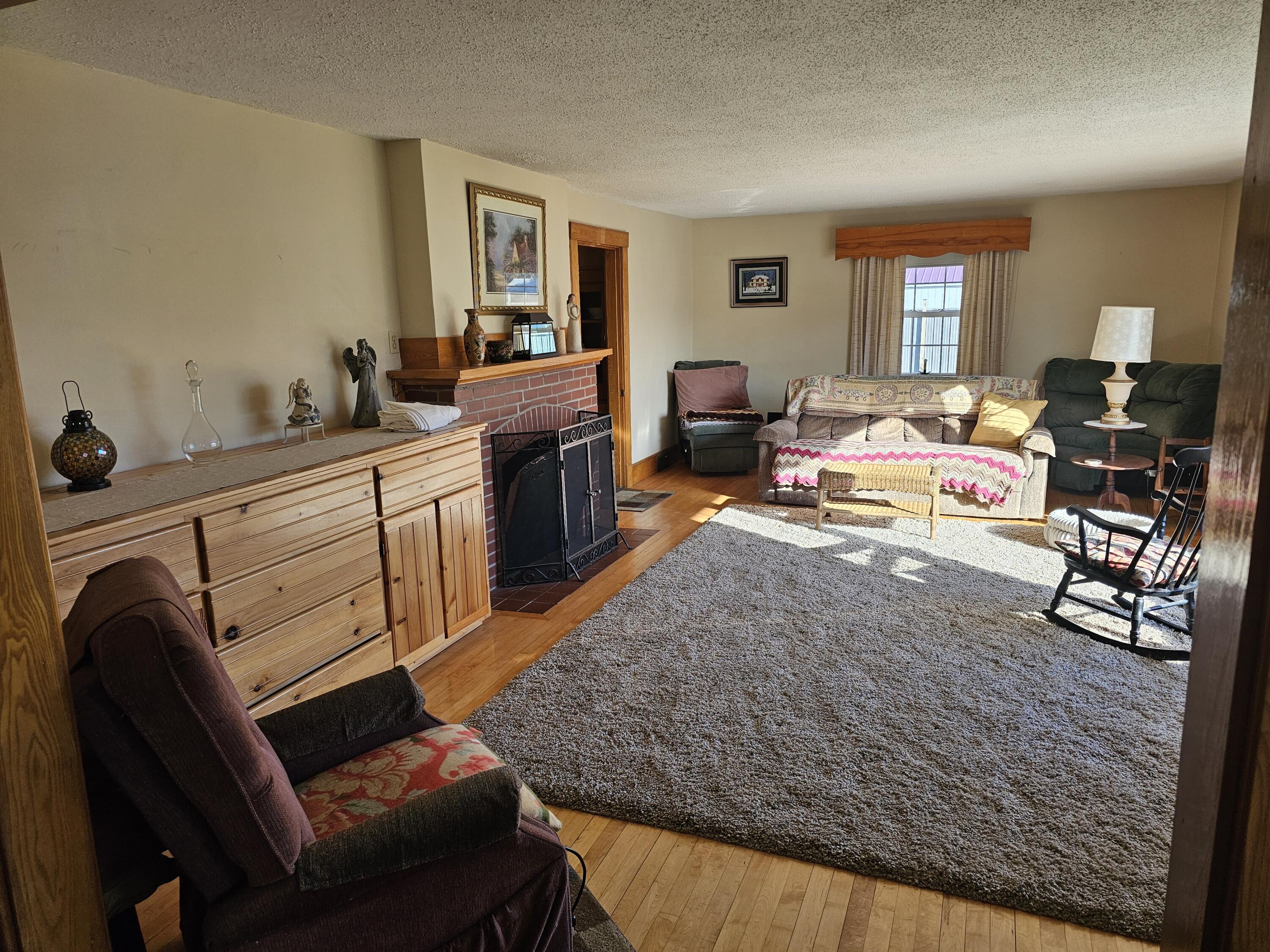 436 Station Road Property Photo 4