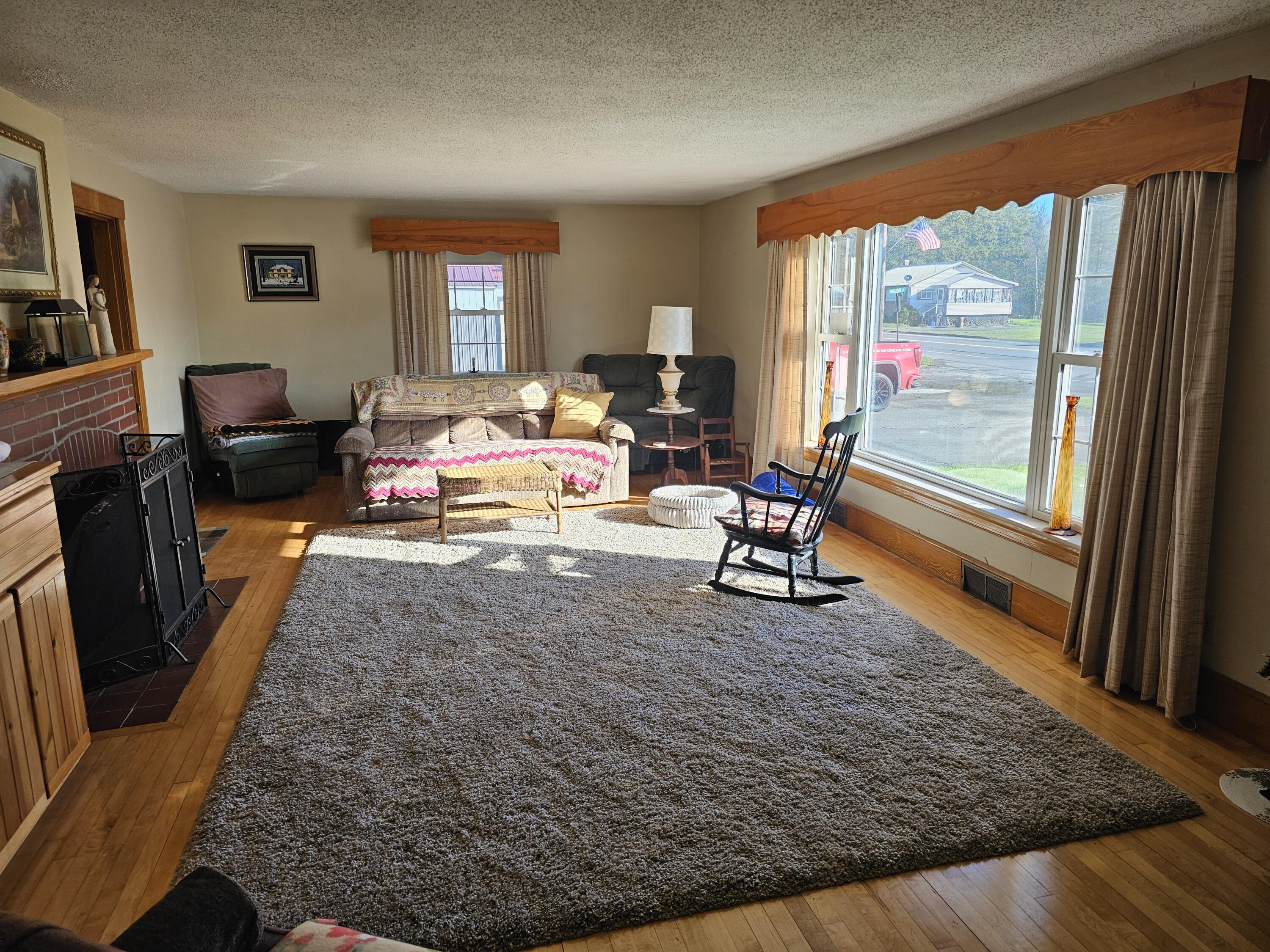 436 Station Road Property Photo 5