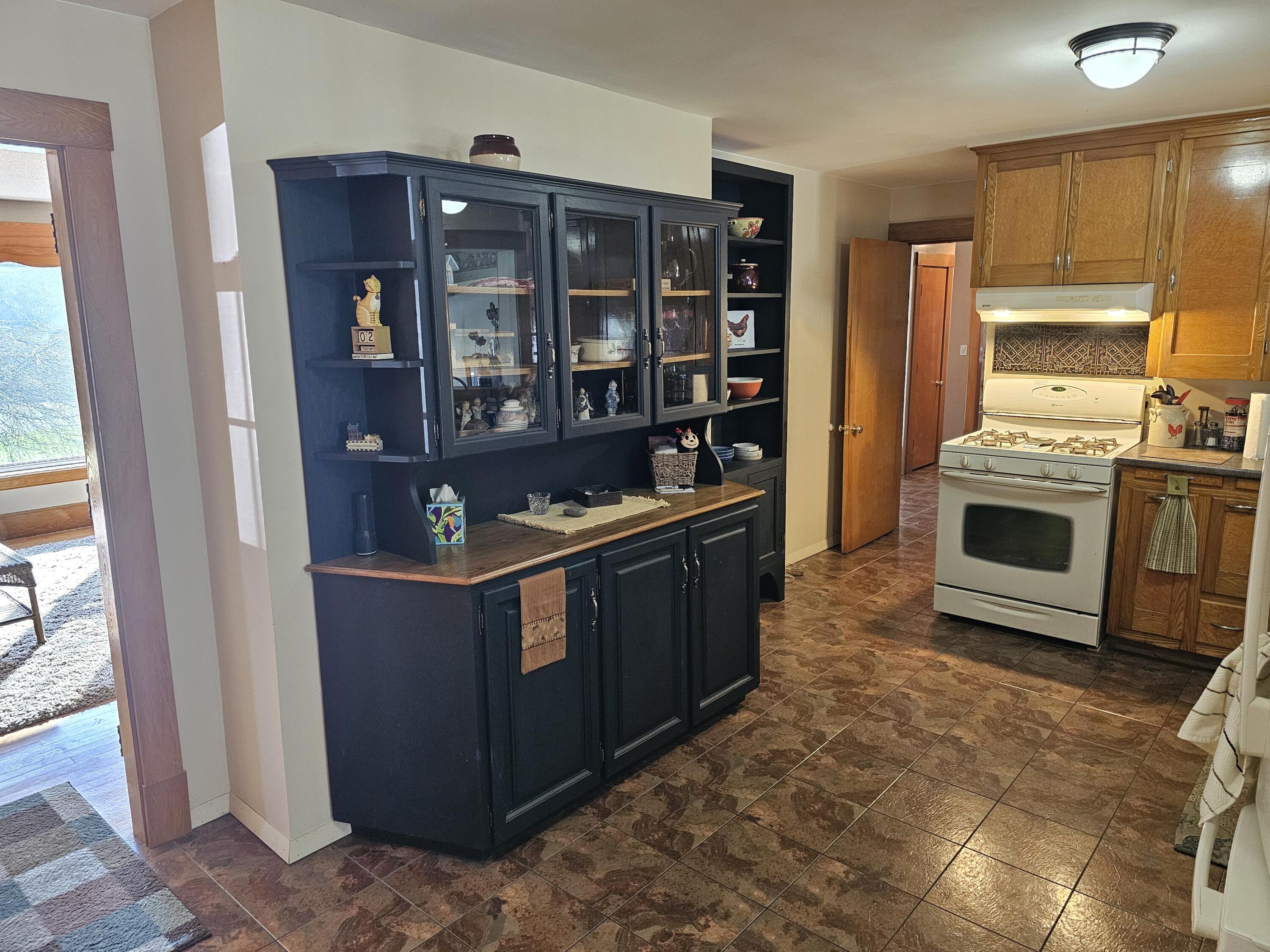436 Station Road Property Photo 10
