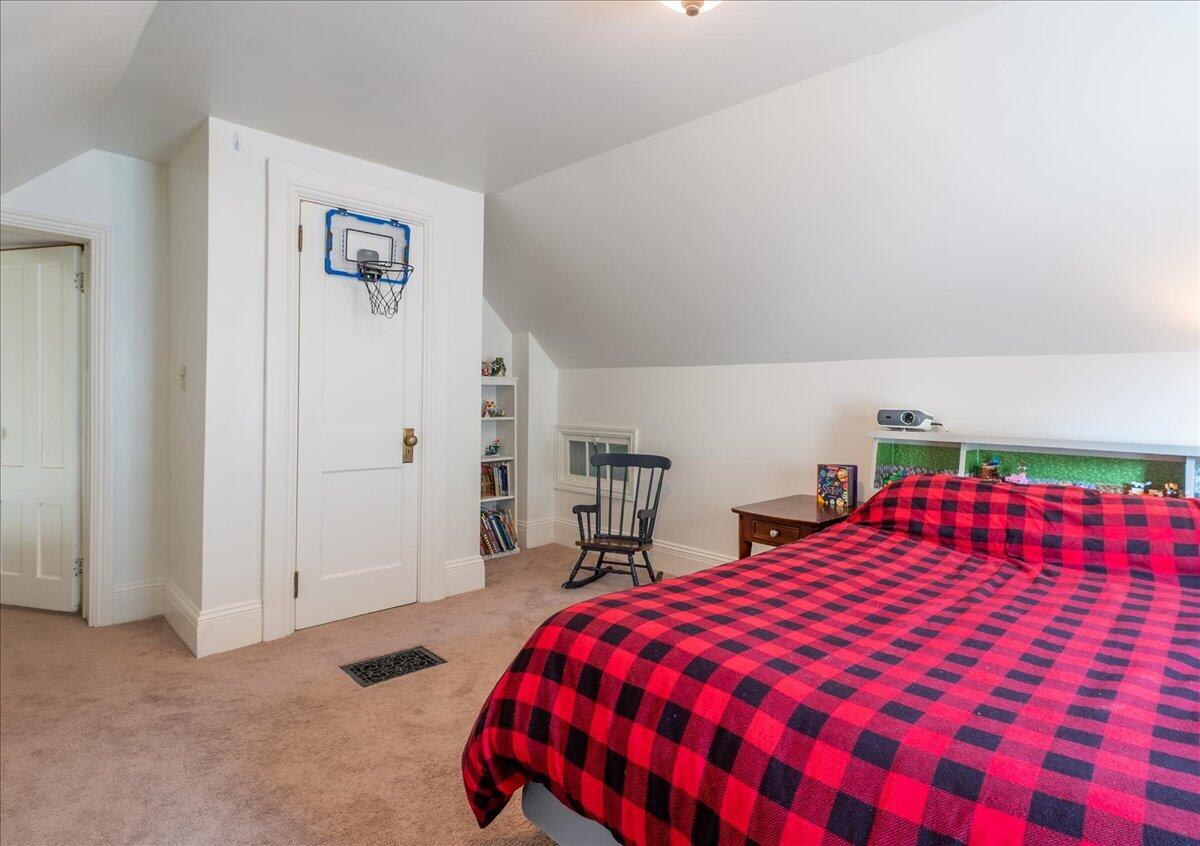15 Berkley Street Property Photo 26