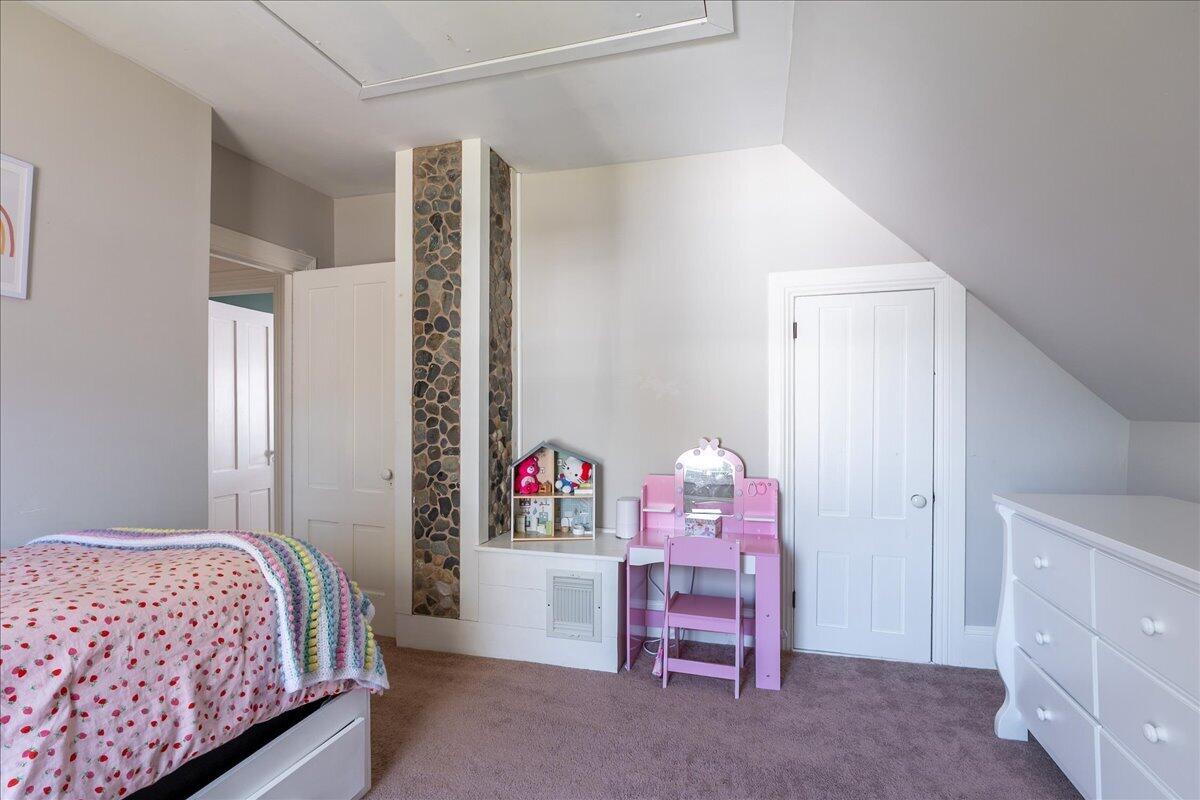 15 Berkley Street Property Photo 29